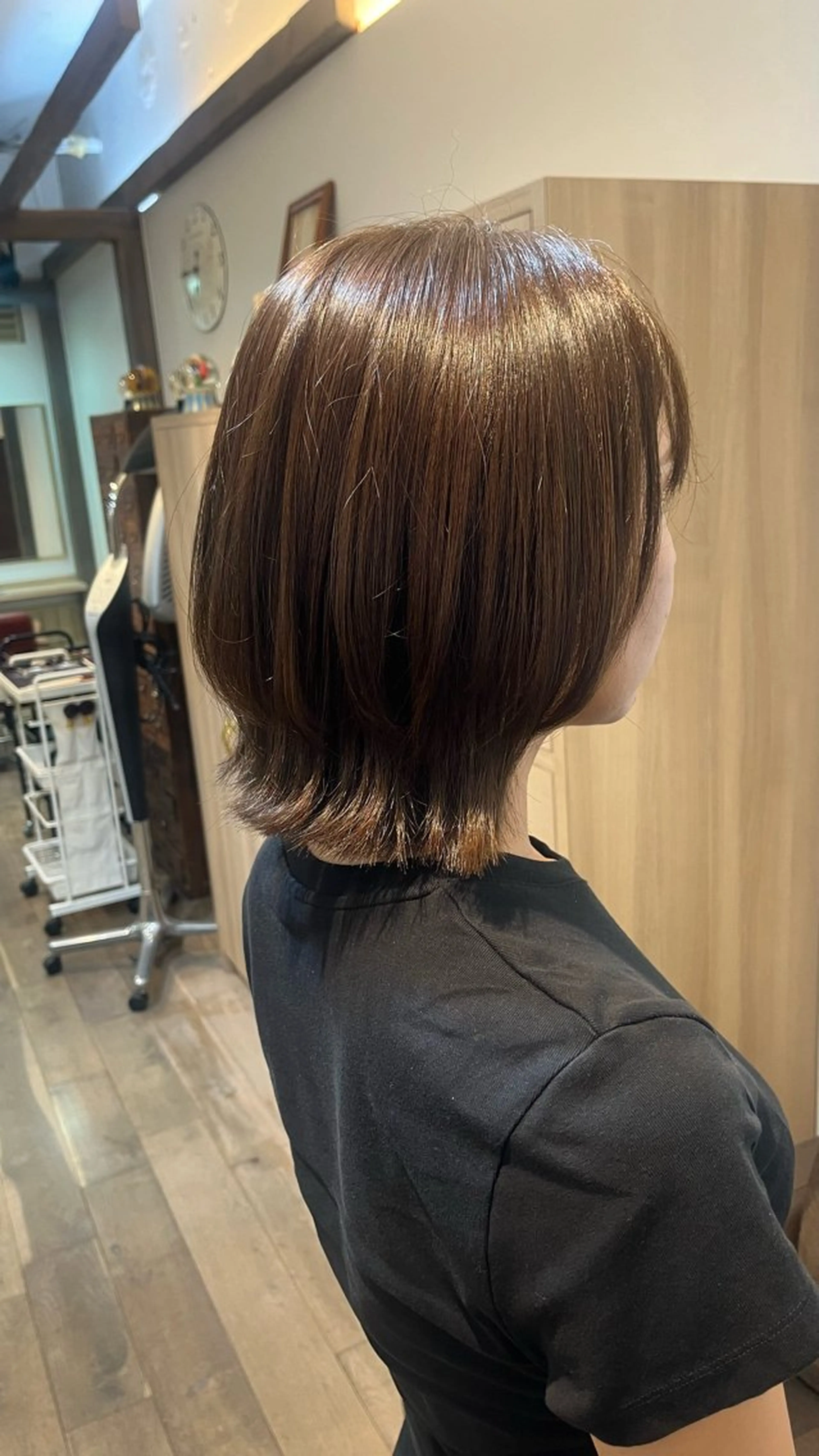 カラー ヘアカラー 黒滝 真歩のヘアスタイル