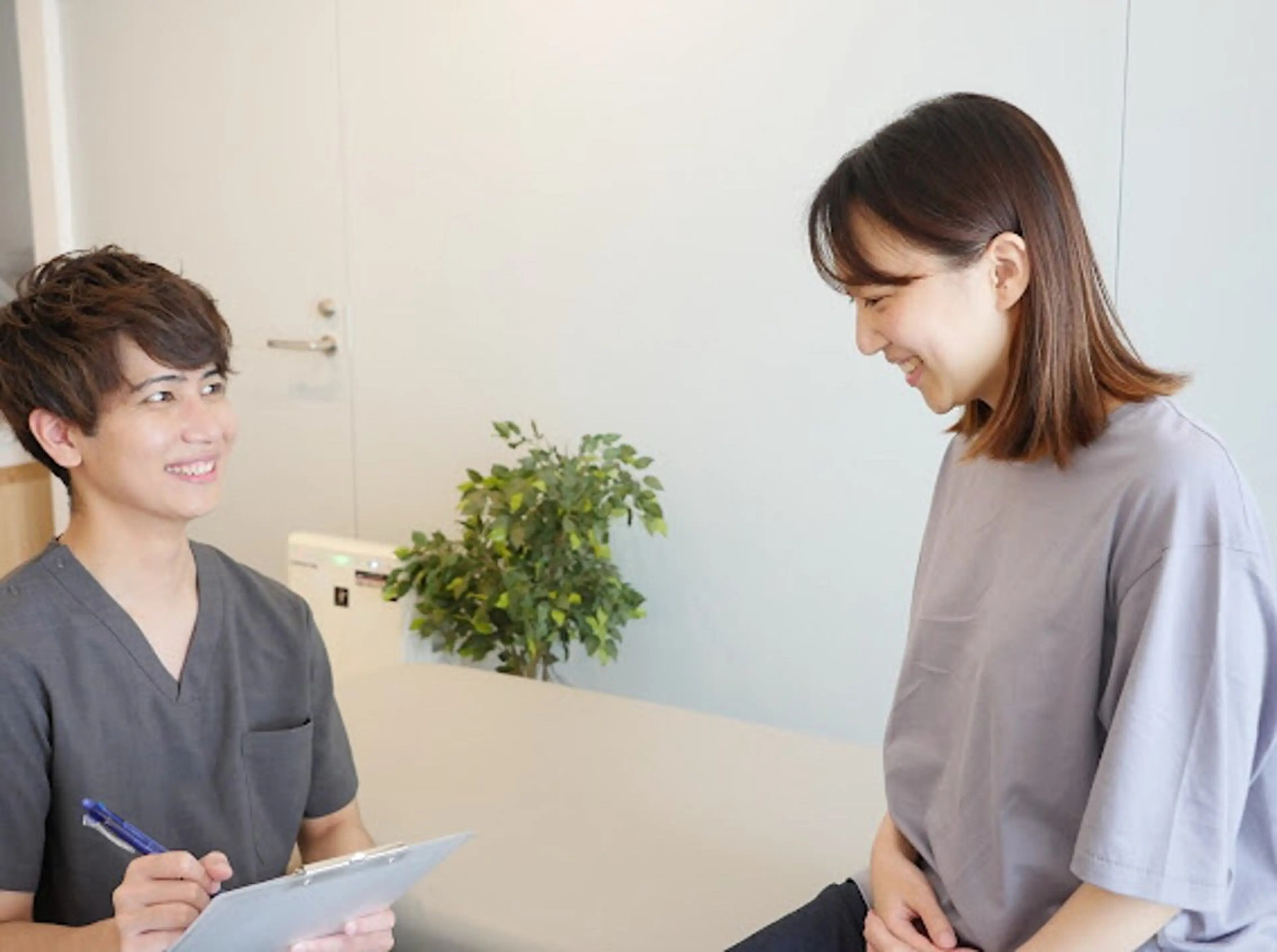 【小顔矯正・顔の歪み矯正・骨盤矯正・姿勢矯正】美容整体プラスフィール人形町店所属・美容整体　小顔矯正 プラスフィール宇田川のエステ・リラクイメージ