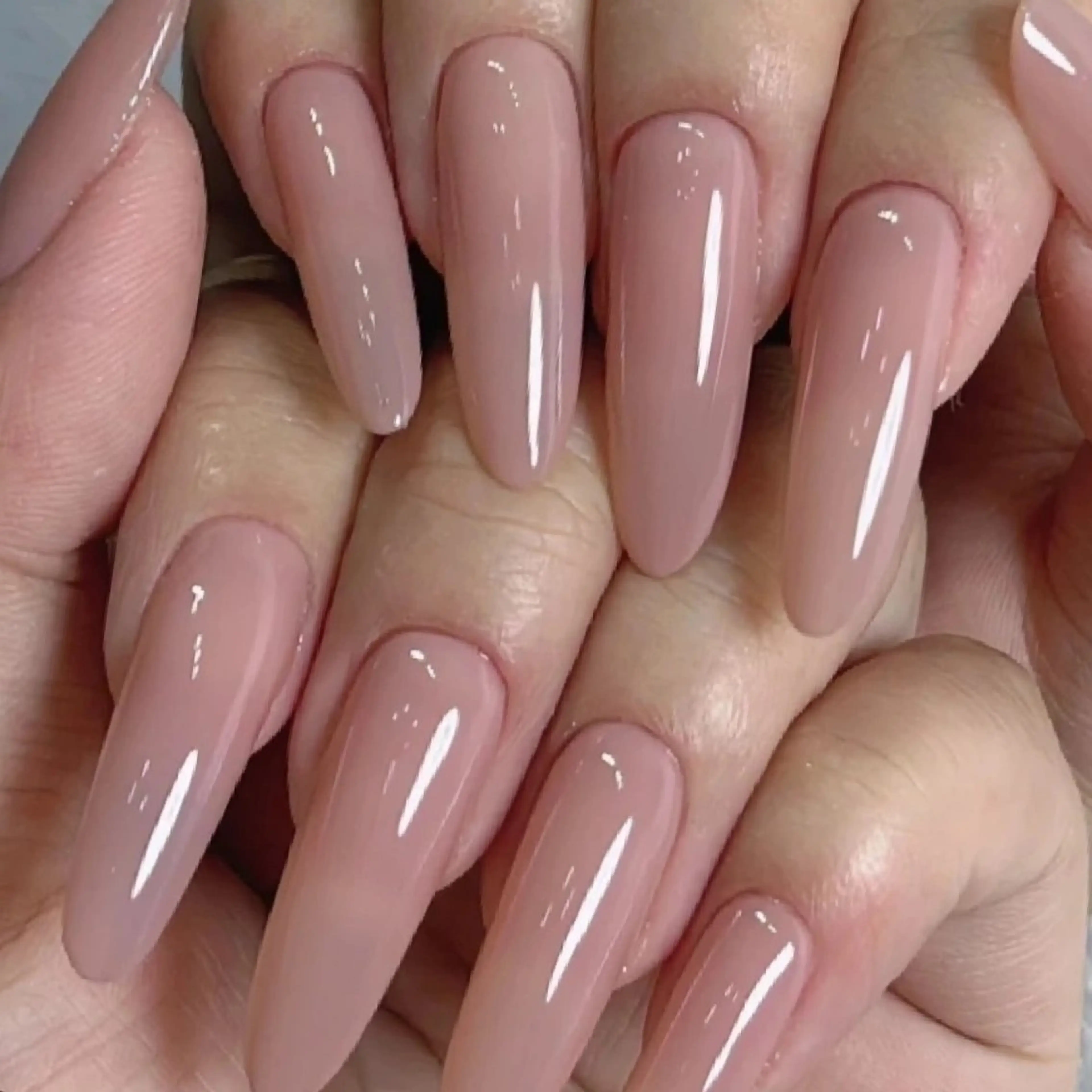 チップ長さ出しワンカラーor ラメグラの写真