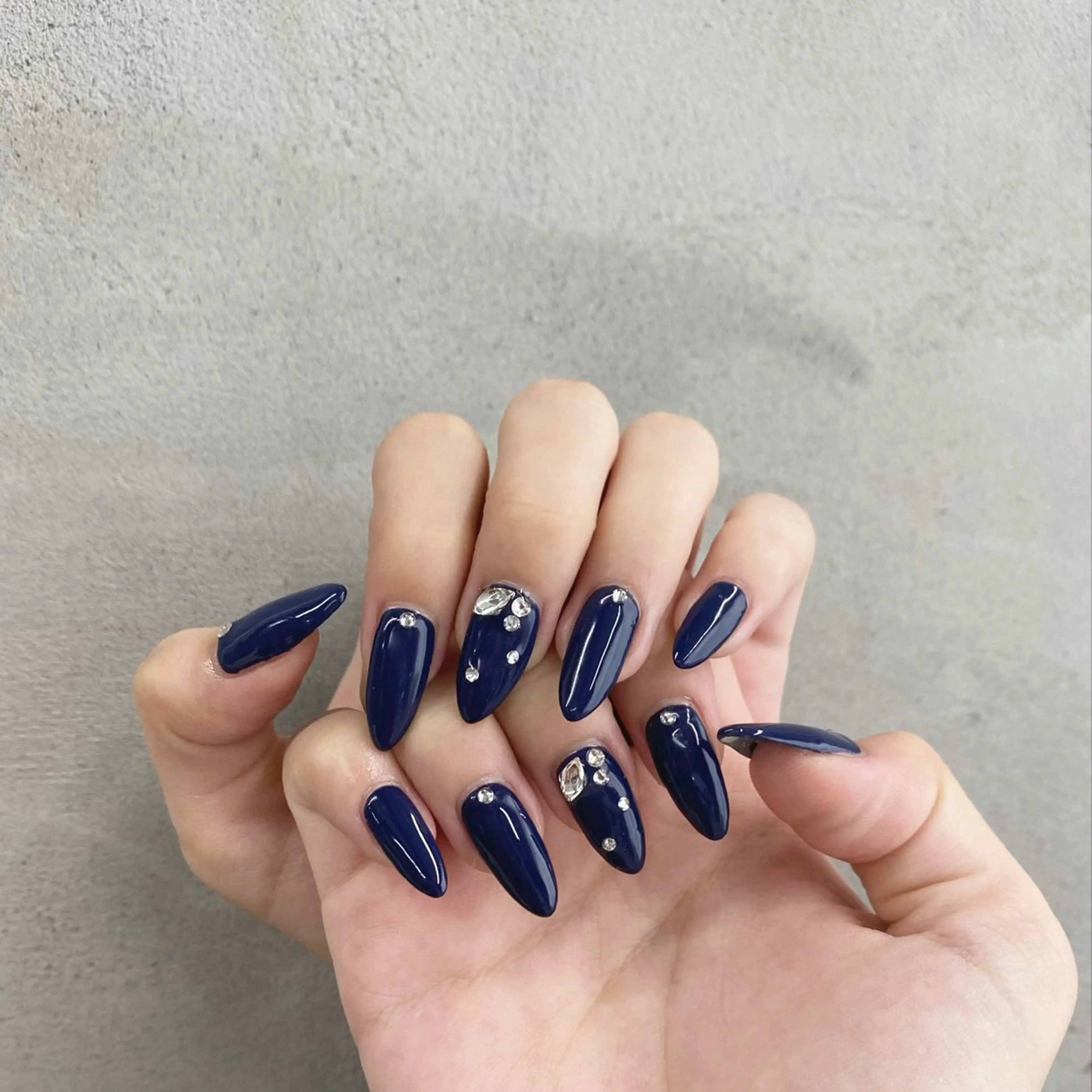 ネイル ハンドネイル 【LILY】 ainaのネイルデザイン