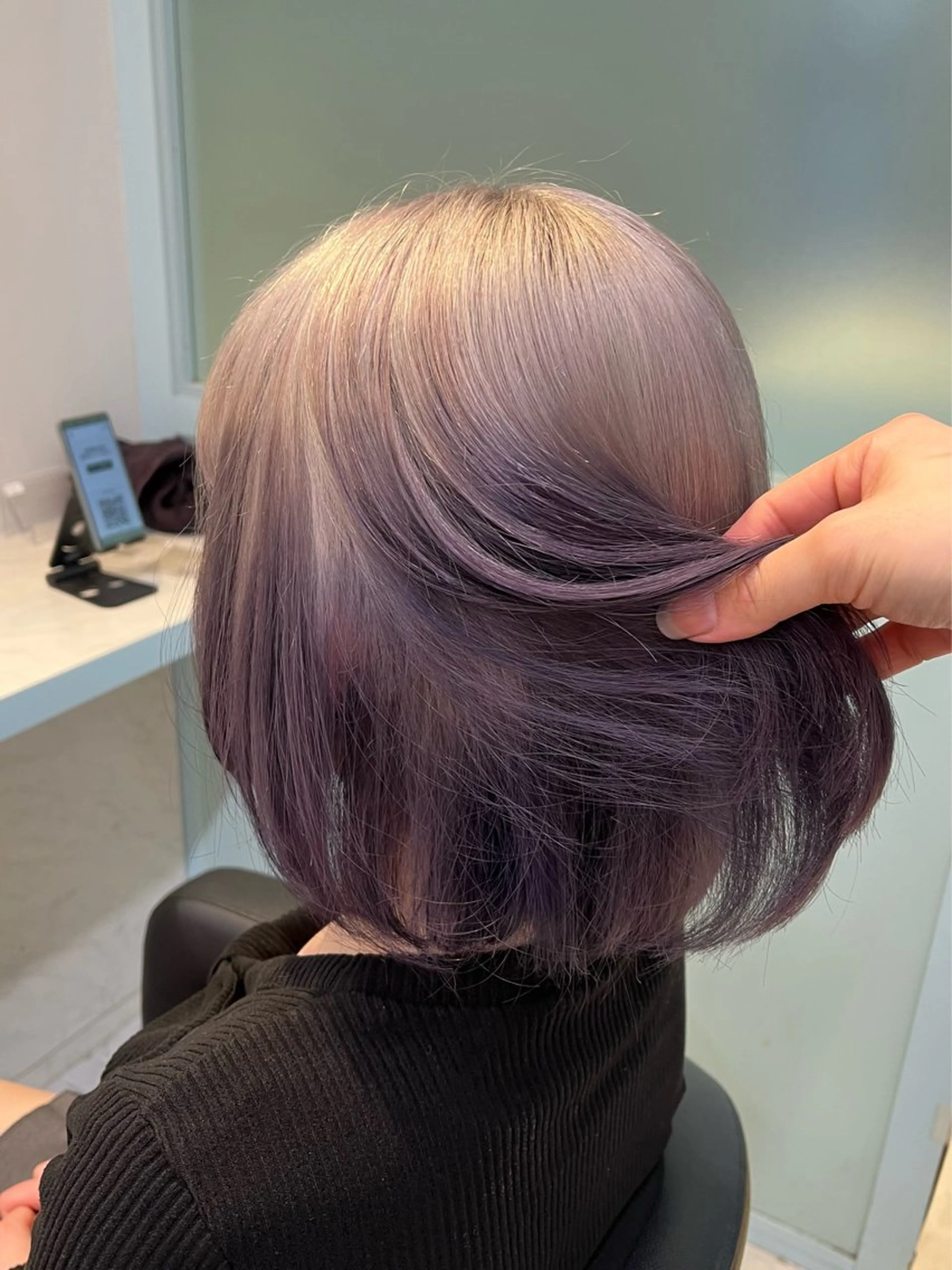 ショート カラー ヘアカラー ブリーチカラー 🩵MIZUKIのヘアスタイル