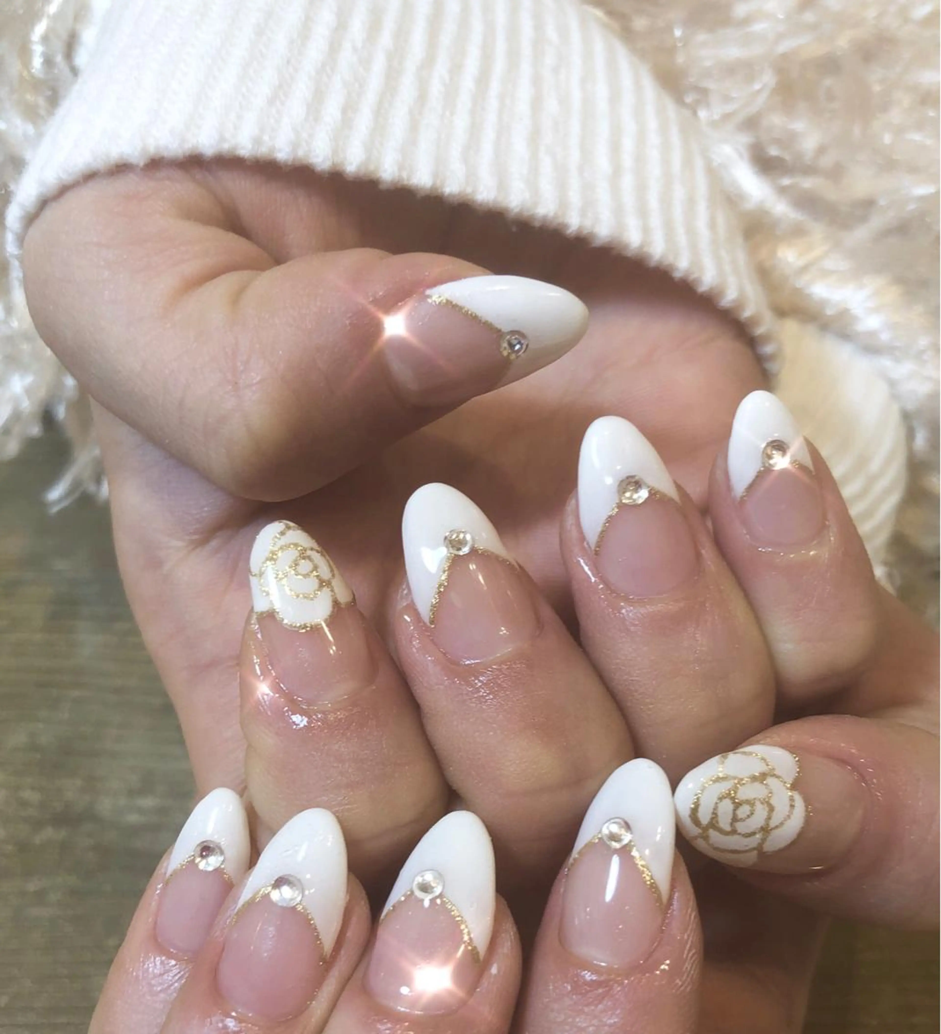 ネイル フレンチネイル ブライダルネイル ハンドネイル Chipieee Tokyoのネイルデザイン