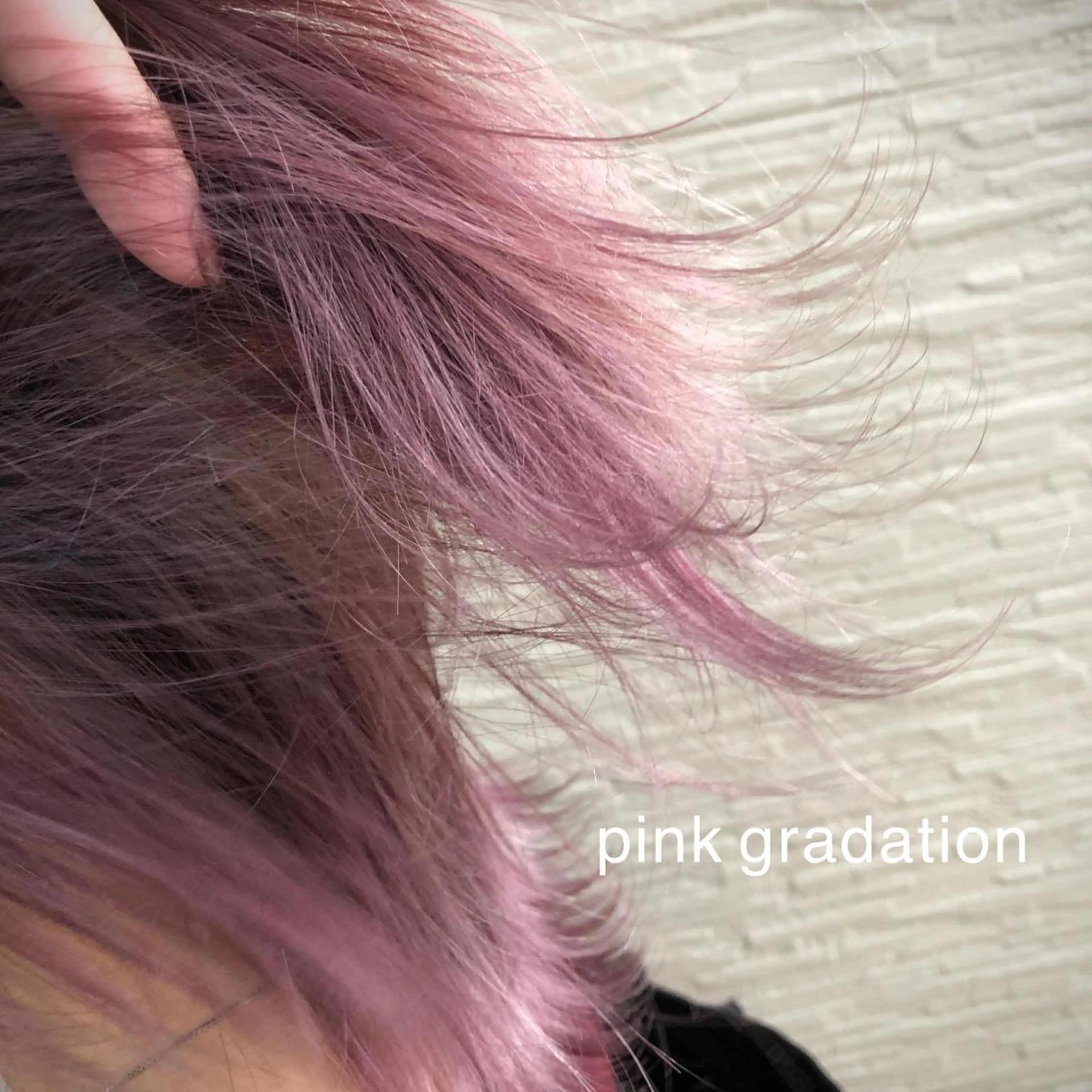 セミロング カラー ピンクカラー 4-rest garden （フォーレストガーデン）所属・金井 直樹のヘアスタイル