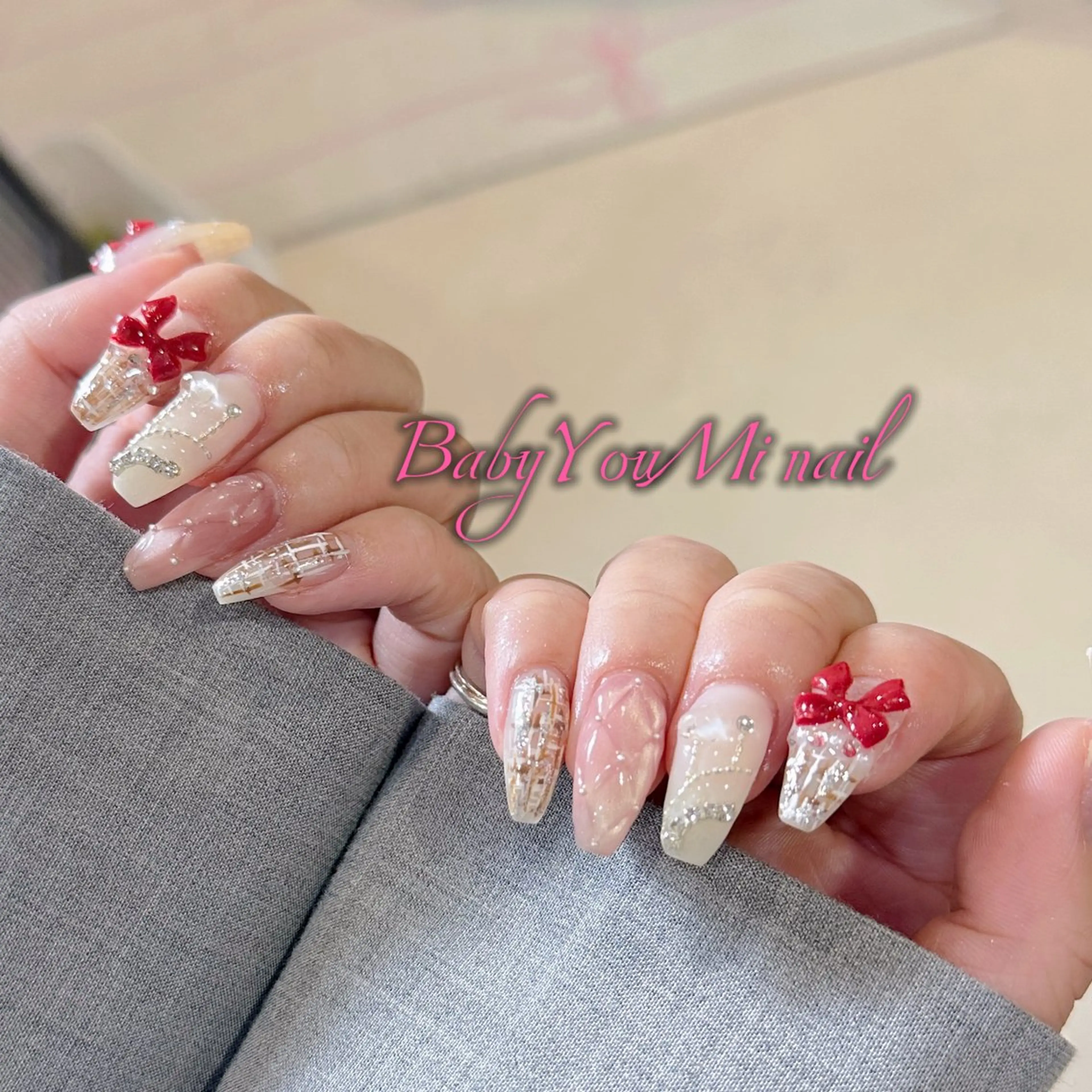 ネイル オーロラネイル フラワーネイル フットネイル フレンチネイル ジェルネイル ハンドネイル BabyYouMi ねねのネイルデザイン