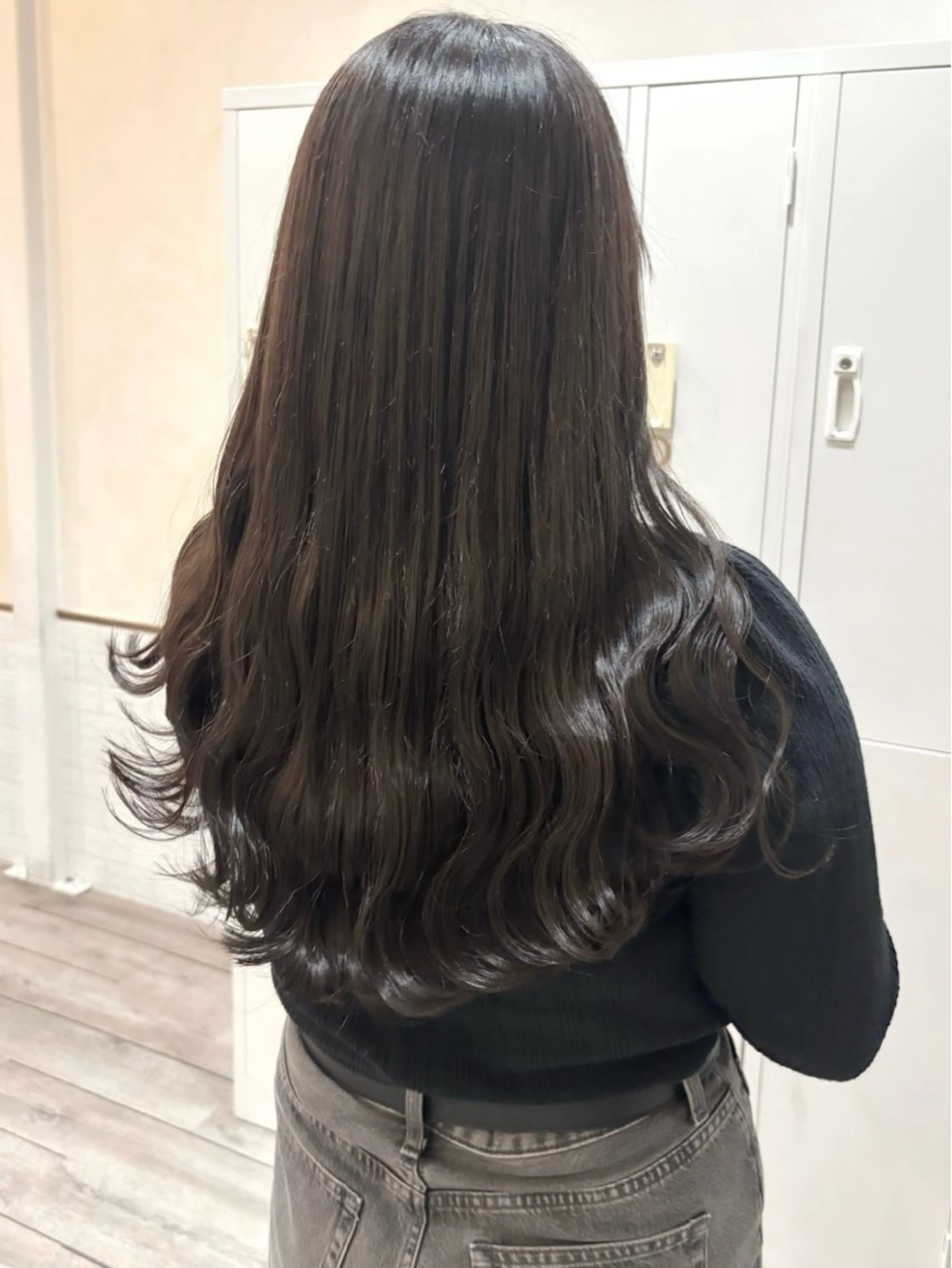 ロング カラー アッシュ アッシュグレー アッシュグレージュ 透明感カラー グレージュ カット ヘアカラー ⌇ROMEO京橋店⌇ 鎌谷明星🪷のヘアスタイル