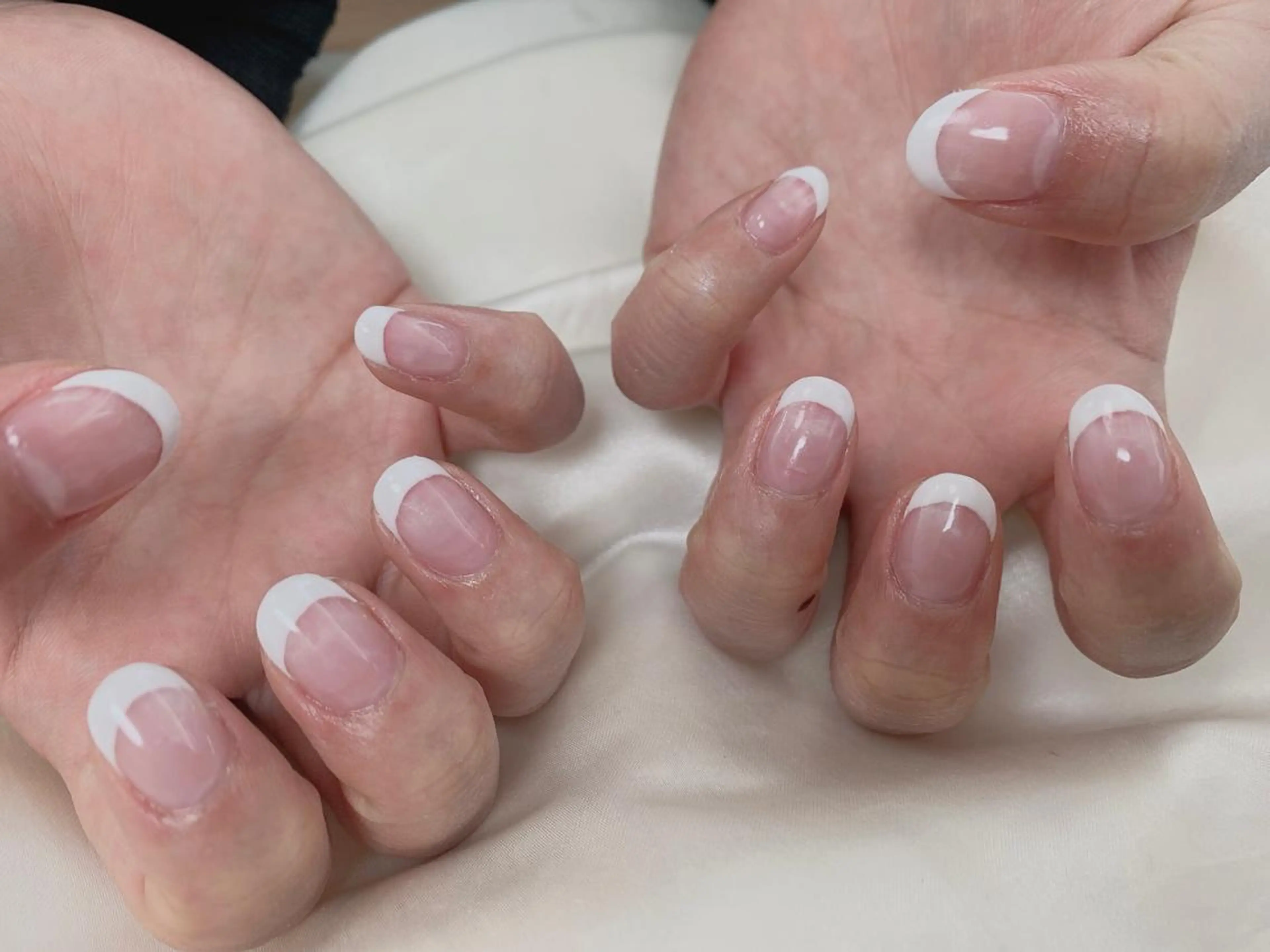 ネイル フレンチネイル Mogu nail 二子玉川のネイルデザイン