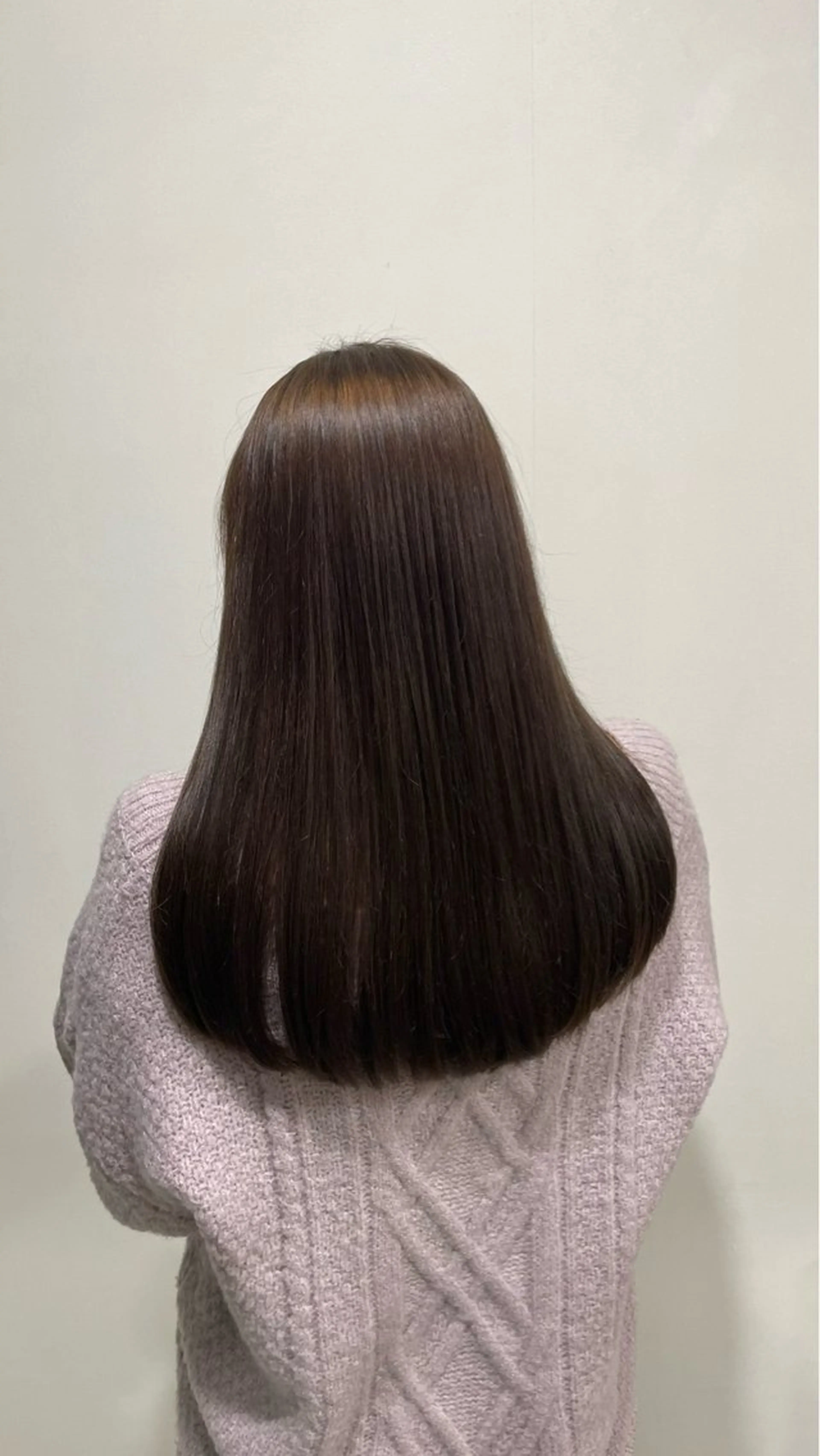 セミロング 伊藤 鳳雅のヘアスタイル