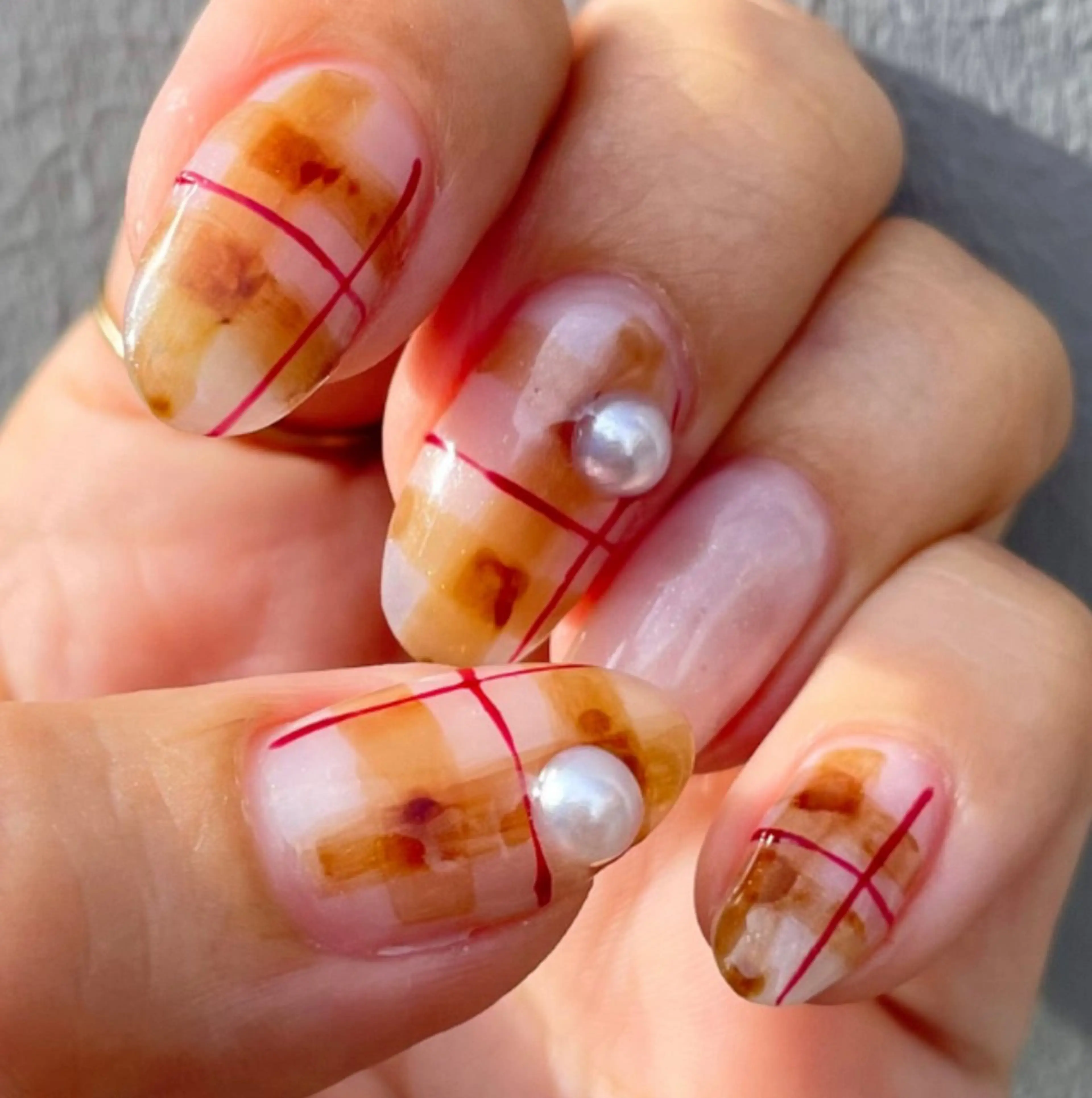 ネイル べっ甲ネイル ボルドー フラワーネイル フレンチネイル マグネットネイル Seemly 千田町店所属・フラワーパラジェル 🌸シームリーエミのネイルデザイン