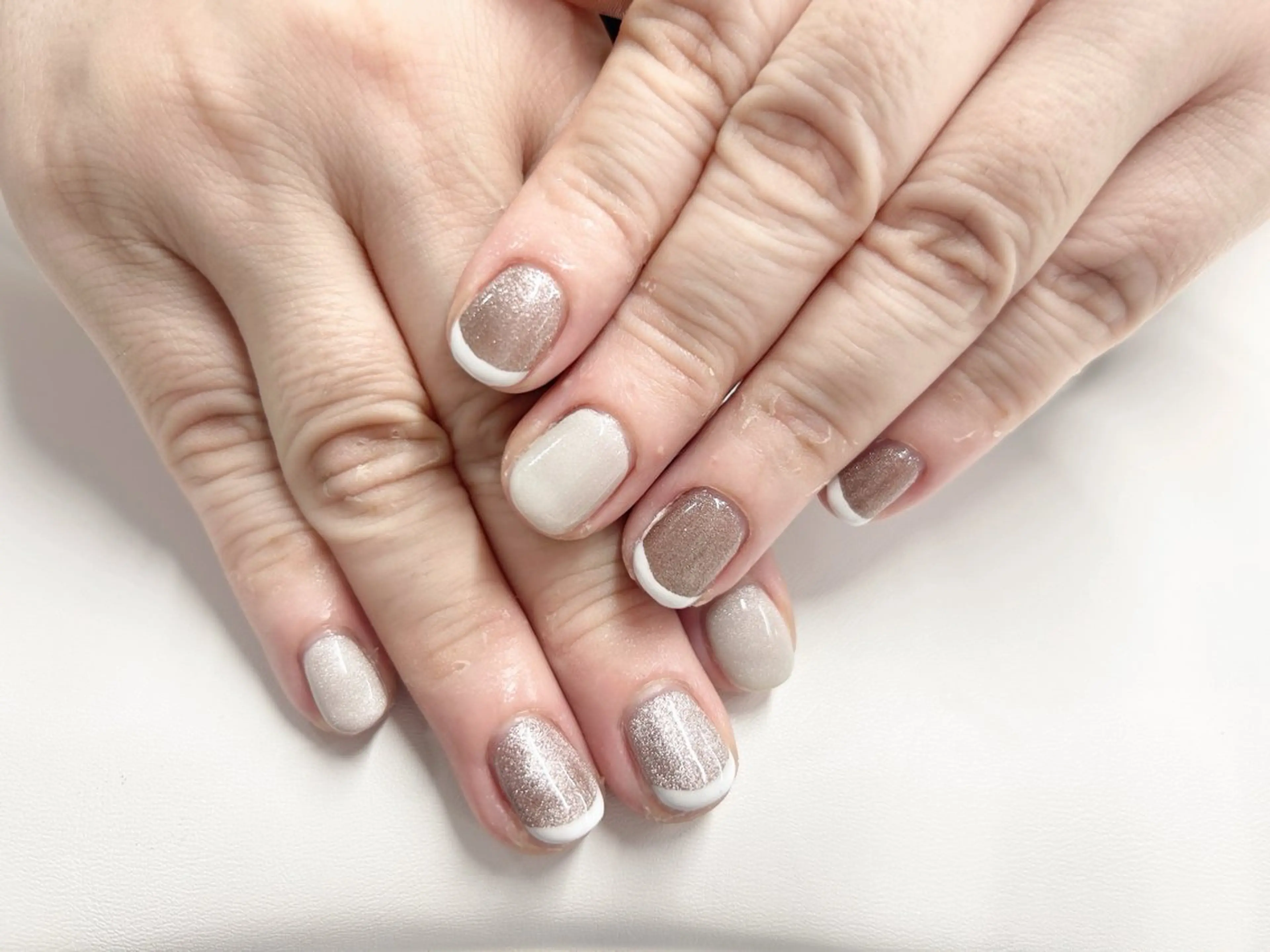 ネイル 桜ネイル フレンチネイル マグネットネイル オフィスネイル ショートネイル ハンドネイル Forca total studio所属・Forca Airaのネイルデザイン