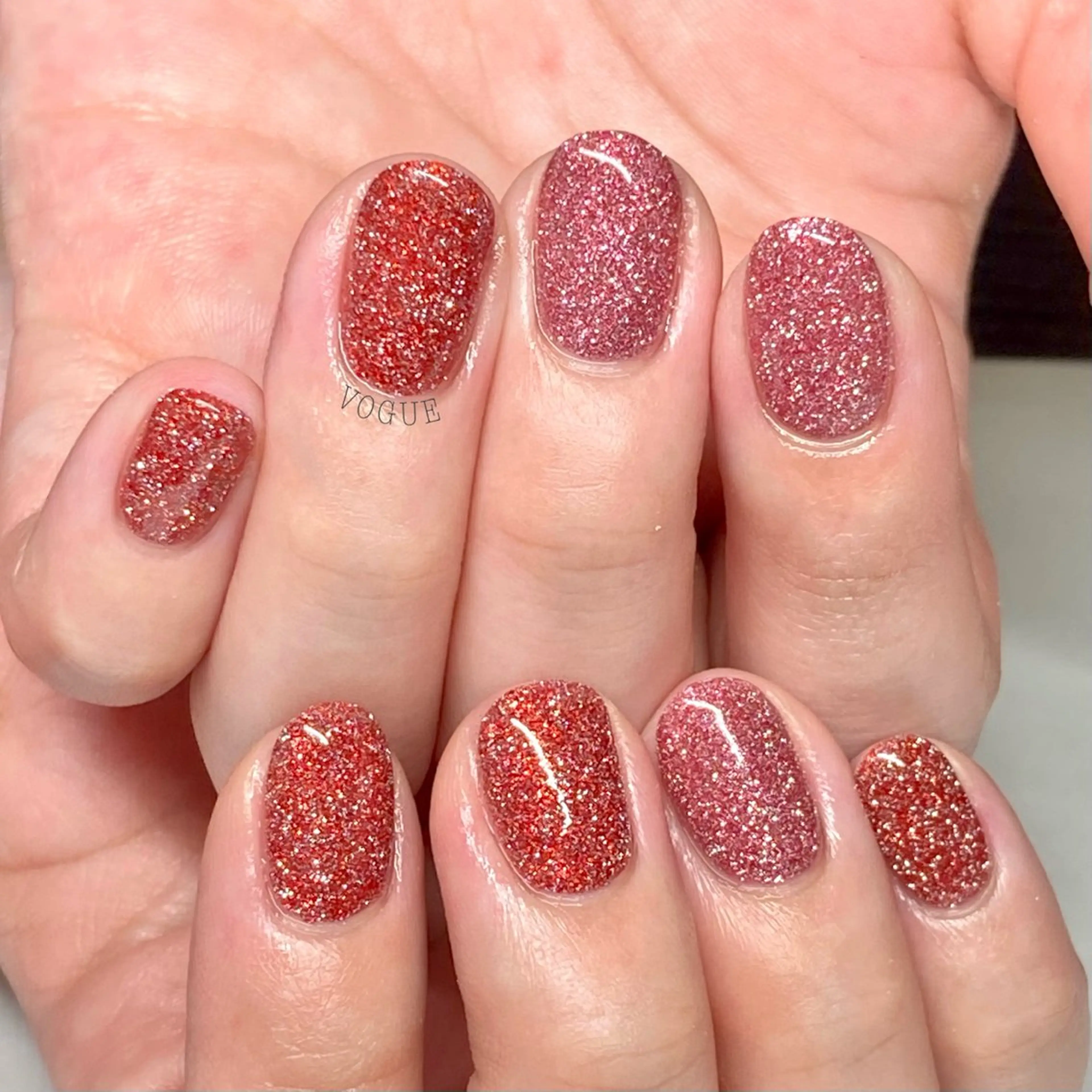 ネイル ハンドネイル VOGUE ×SWANのネイルデザイン