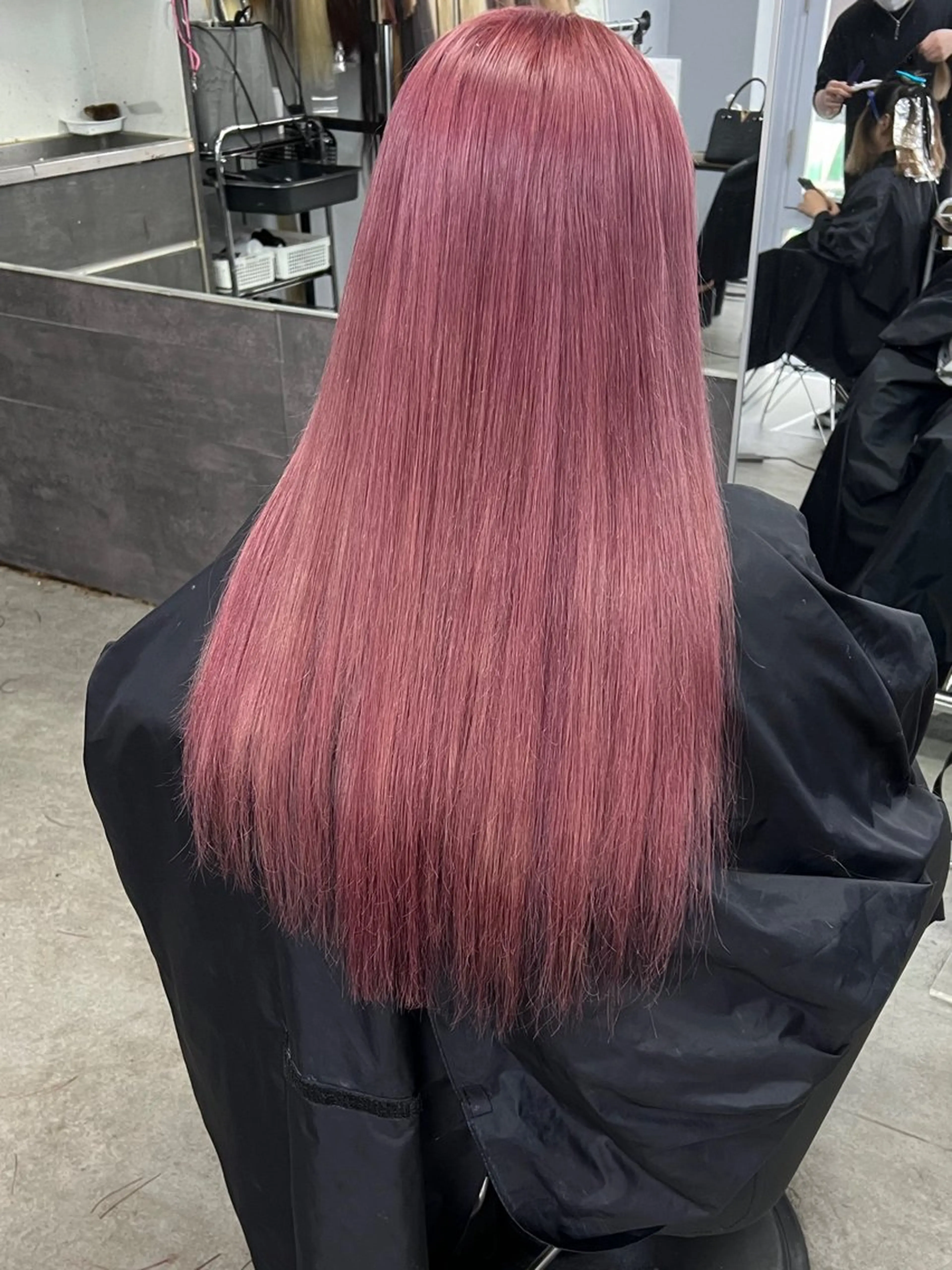 ロング SALOWIN天神大名店所属・羽エクステ/スリム タッキ/kodaiのヘアスタイル