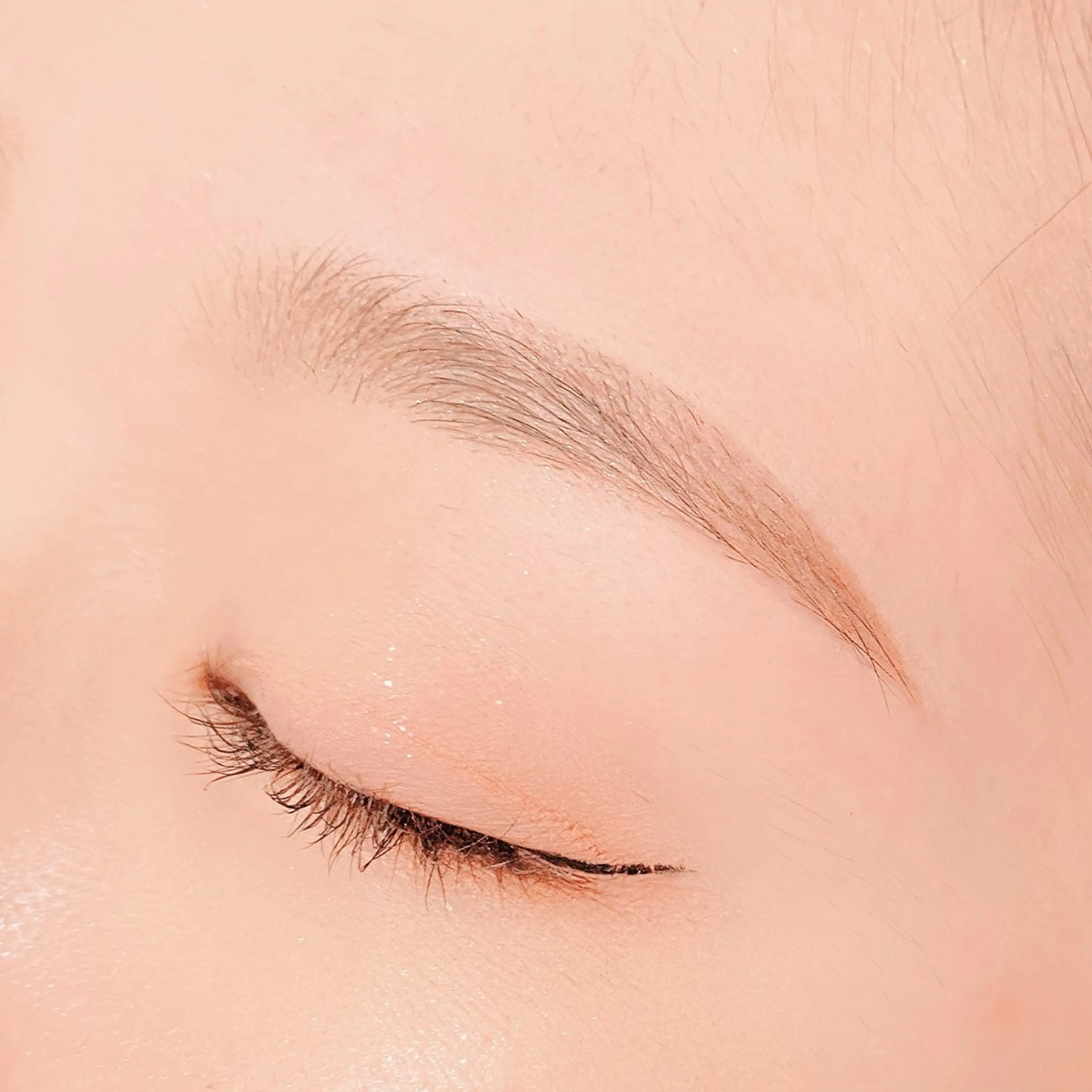 アイブロウ ワックス脱毛 眉カット K's LASH.のマツエク・マツパデザイン