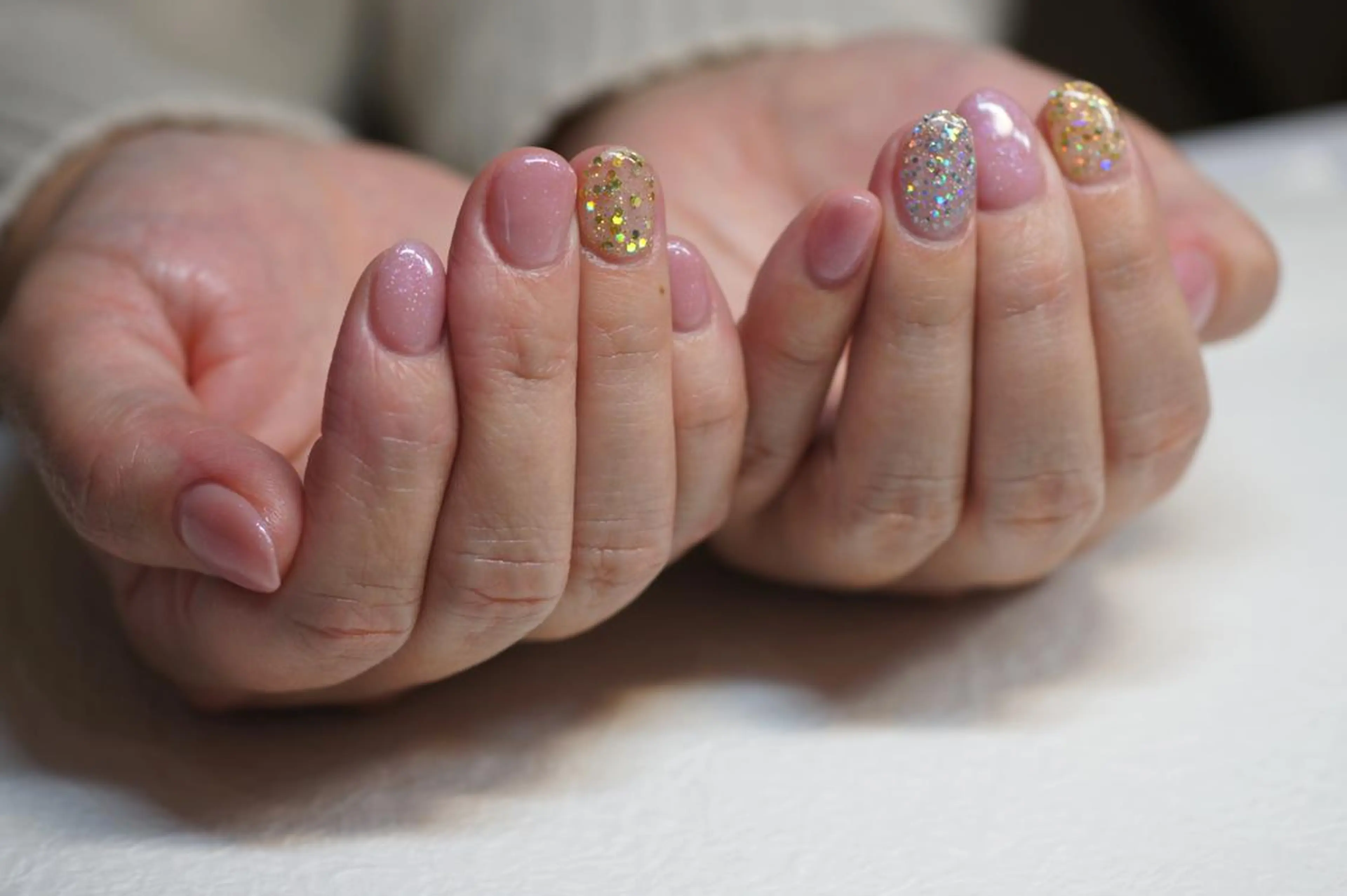 ネイル キラキラネイル ピンク nails muu まゆのネイルデザイン