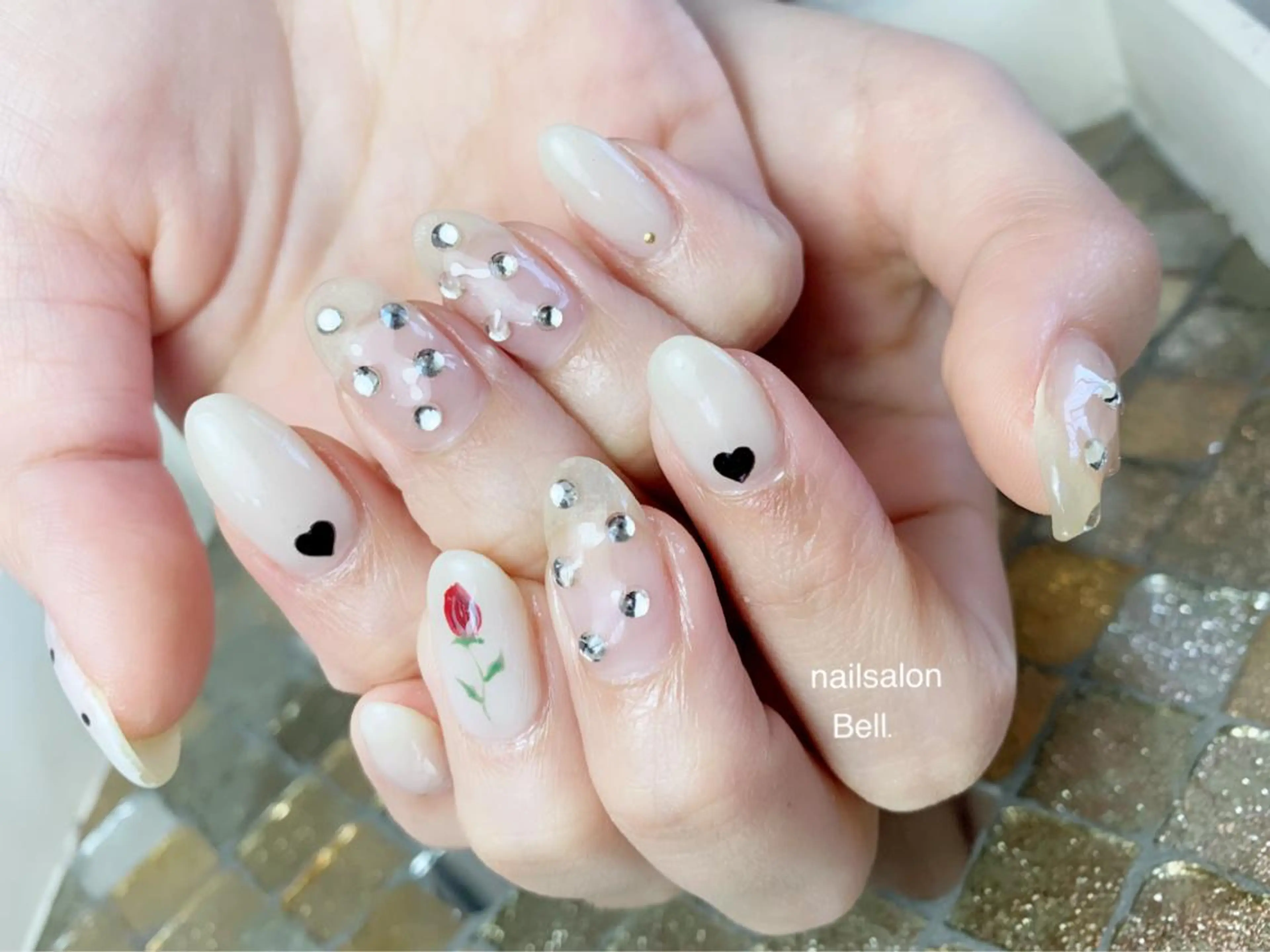 ネイル ハンドネイル Y. Reonaのネイルデザイン