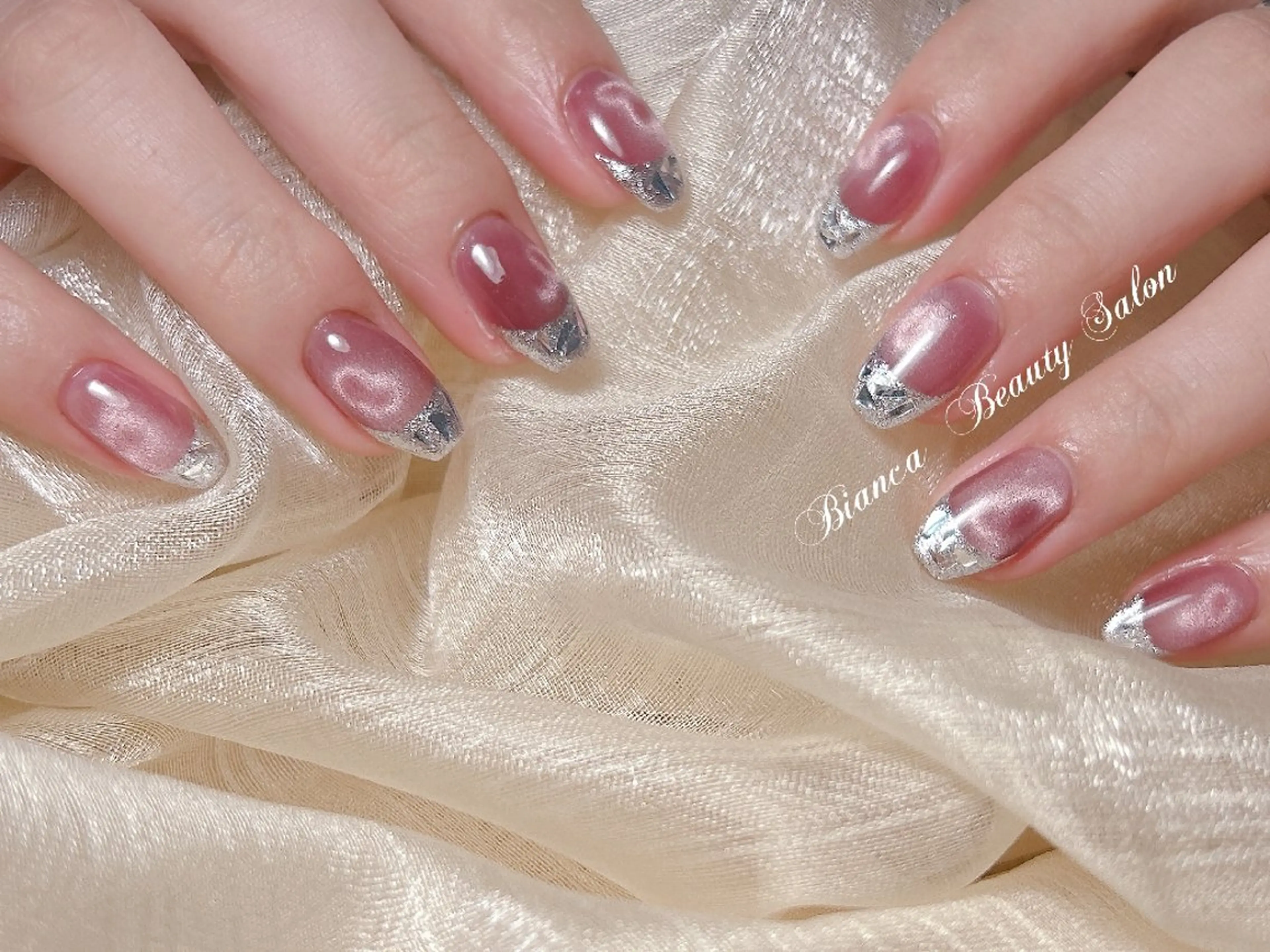 ネイル アートネイル フレンチネイル ガラスフレンチ ハート マグネットネイル Bianca 大山のネイルデザイン