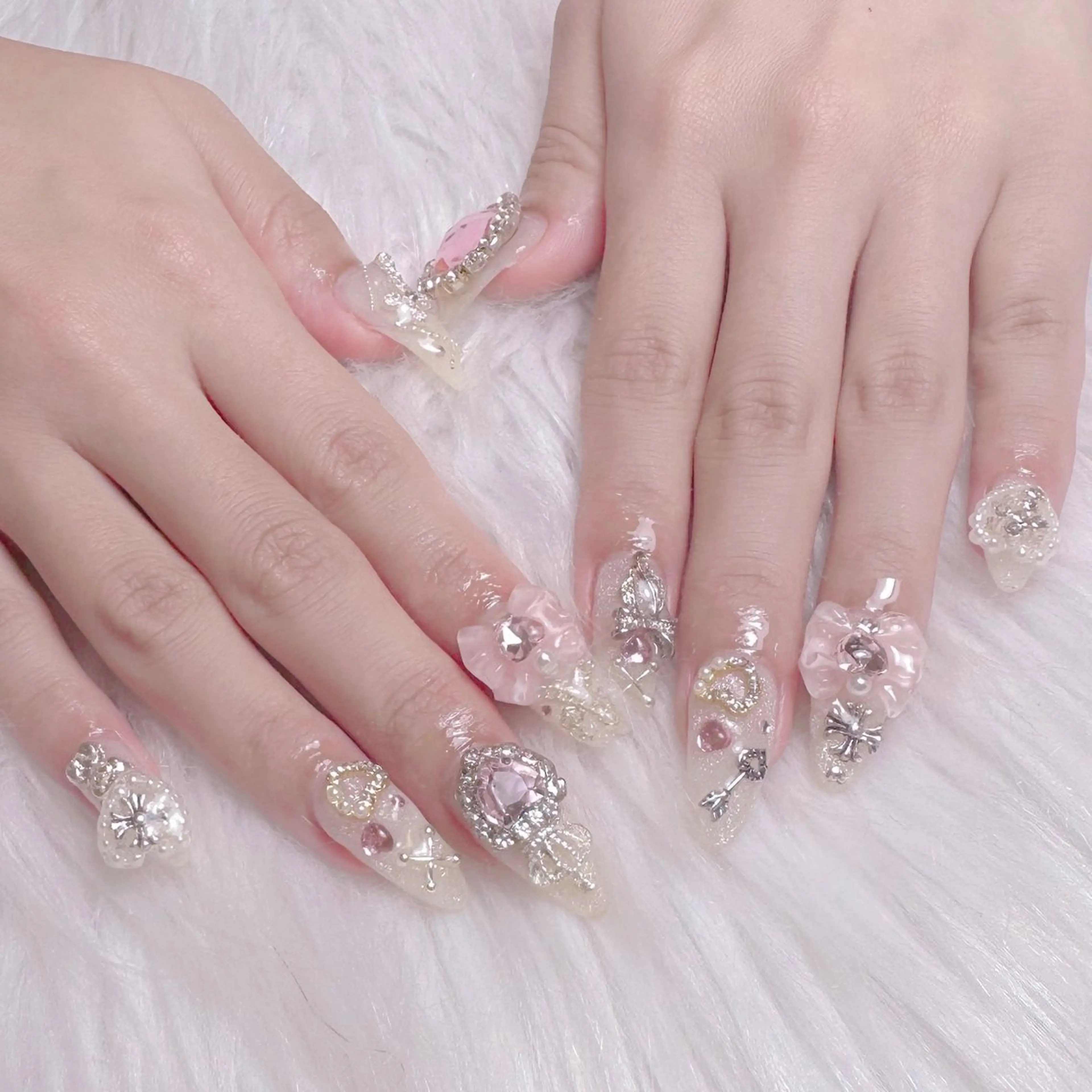 ネイル ハンドネイル Mari 🎀六月移転のネイルデザイン