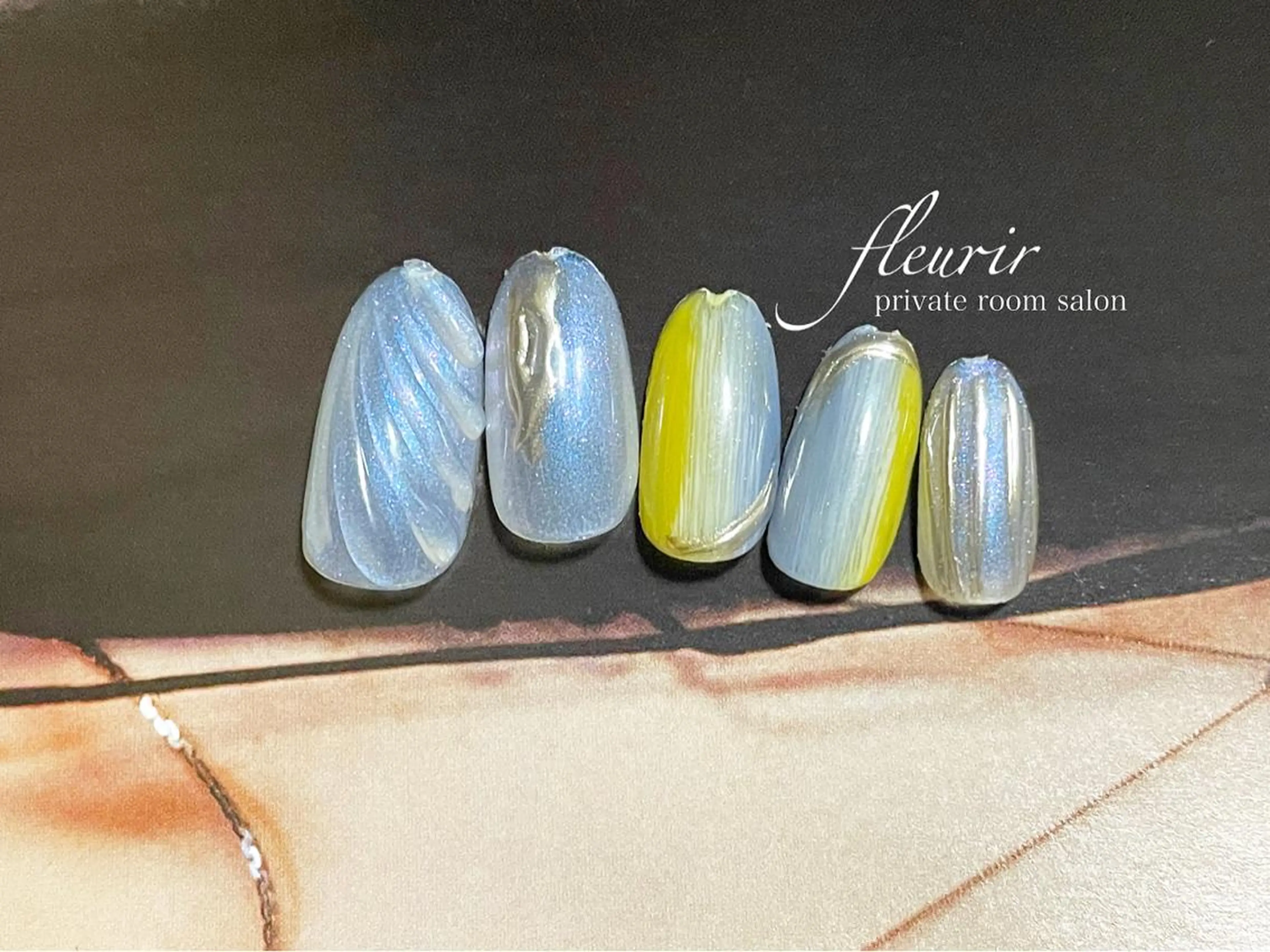 ネイル アートネイル オーロラネイル ブルー 長さ出し ジェルネイル フルリール 【プライベートサロンのネイルデザイン