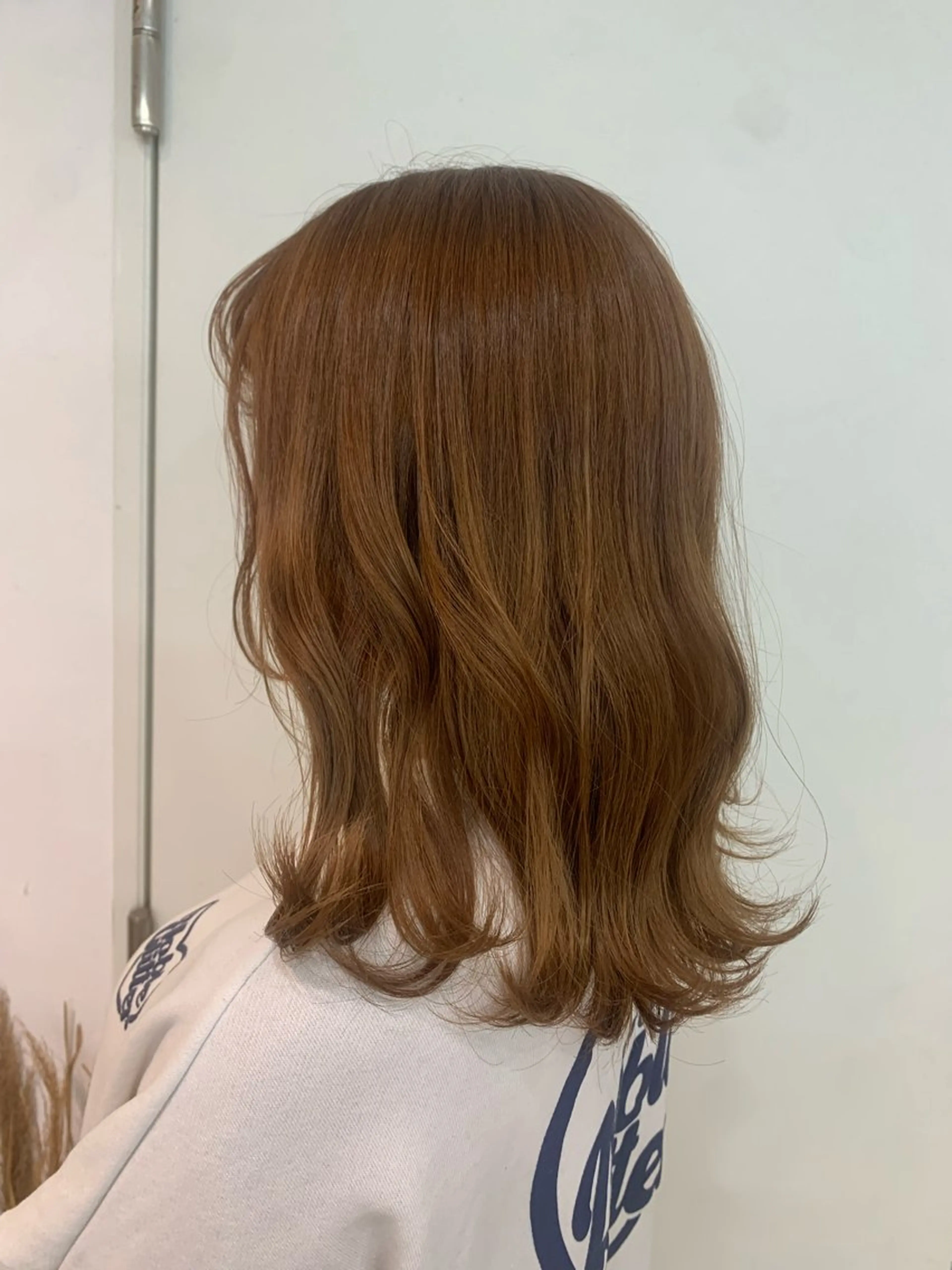 セミロング 室谷 ゆりあのヘアスタイル