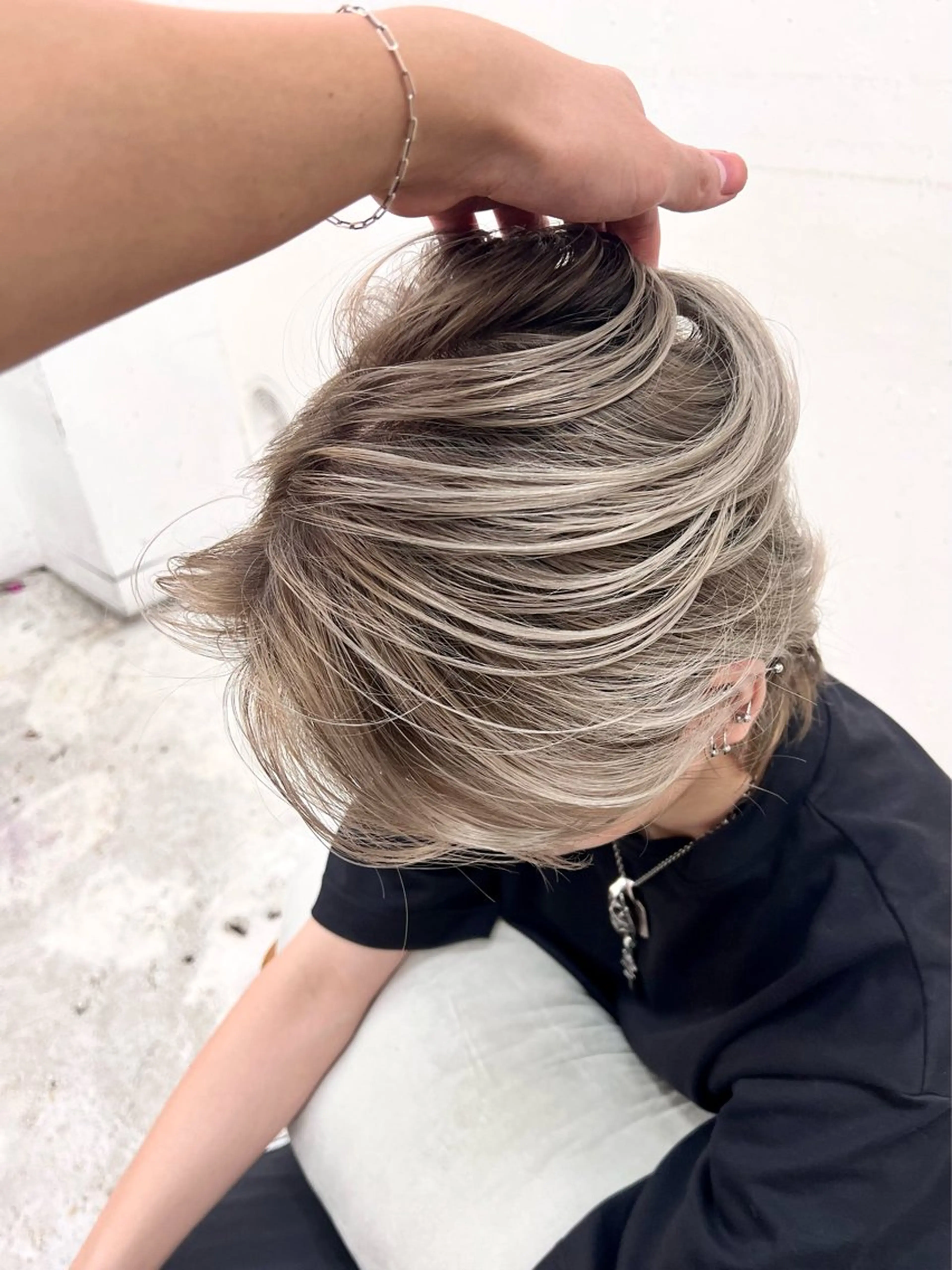 ショート カラー メンズ カット ヘアカラー トリートメント Mirareee tokyo所属・バレイヤージュ/ シャドウルーツ/安室のヘアスタイル