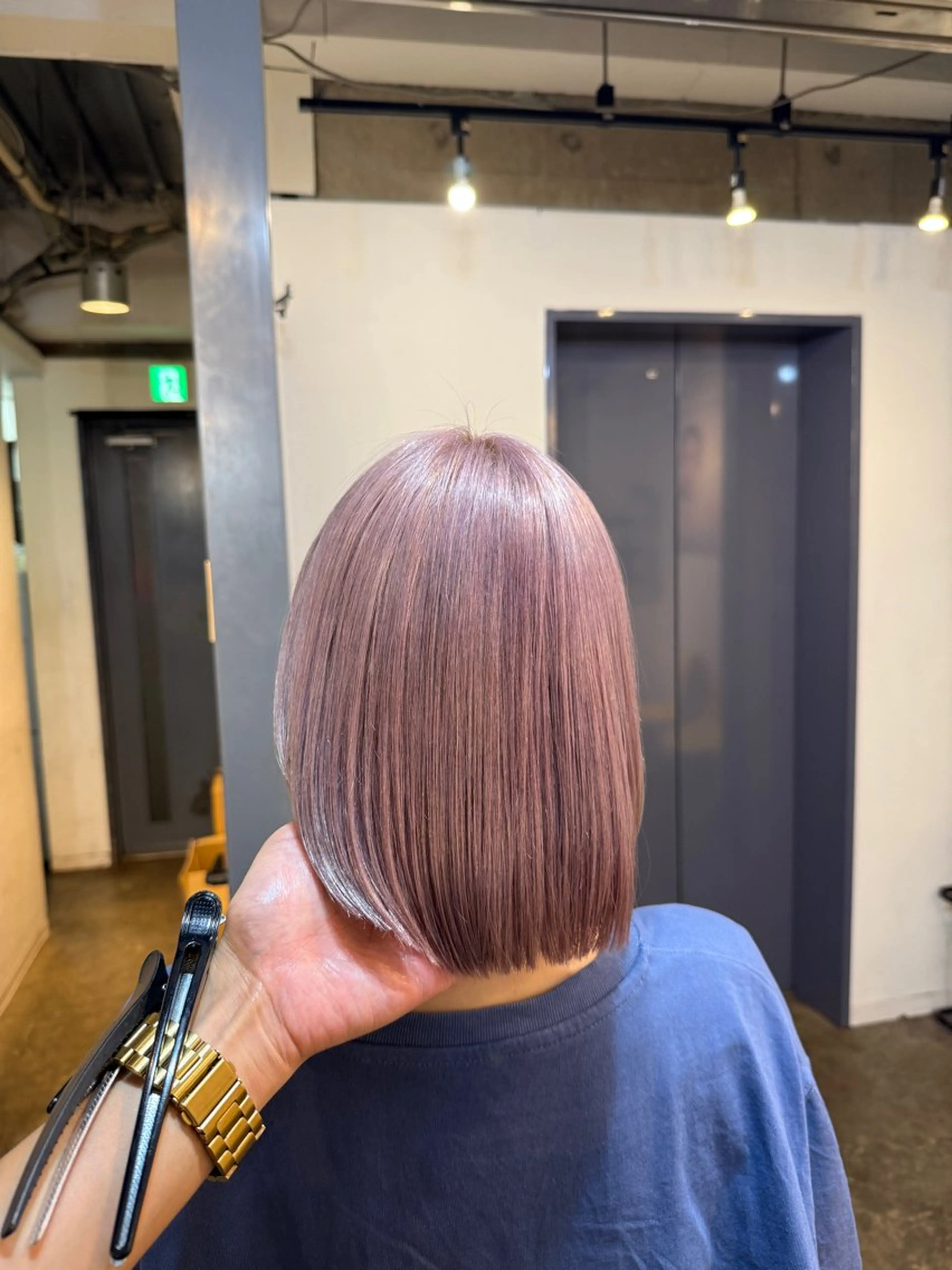 ミディアム ヘアカラー トリートメント 縮毛矯正/レイヤー カット⭐️SHOTAのヘアスタイル