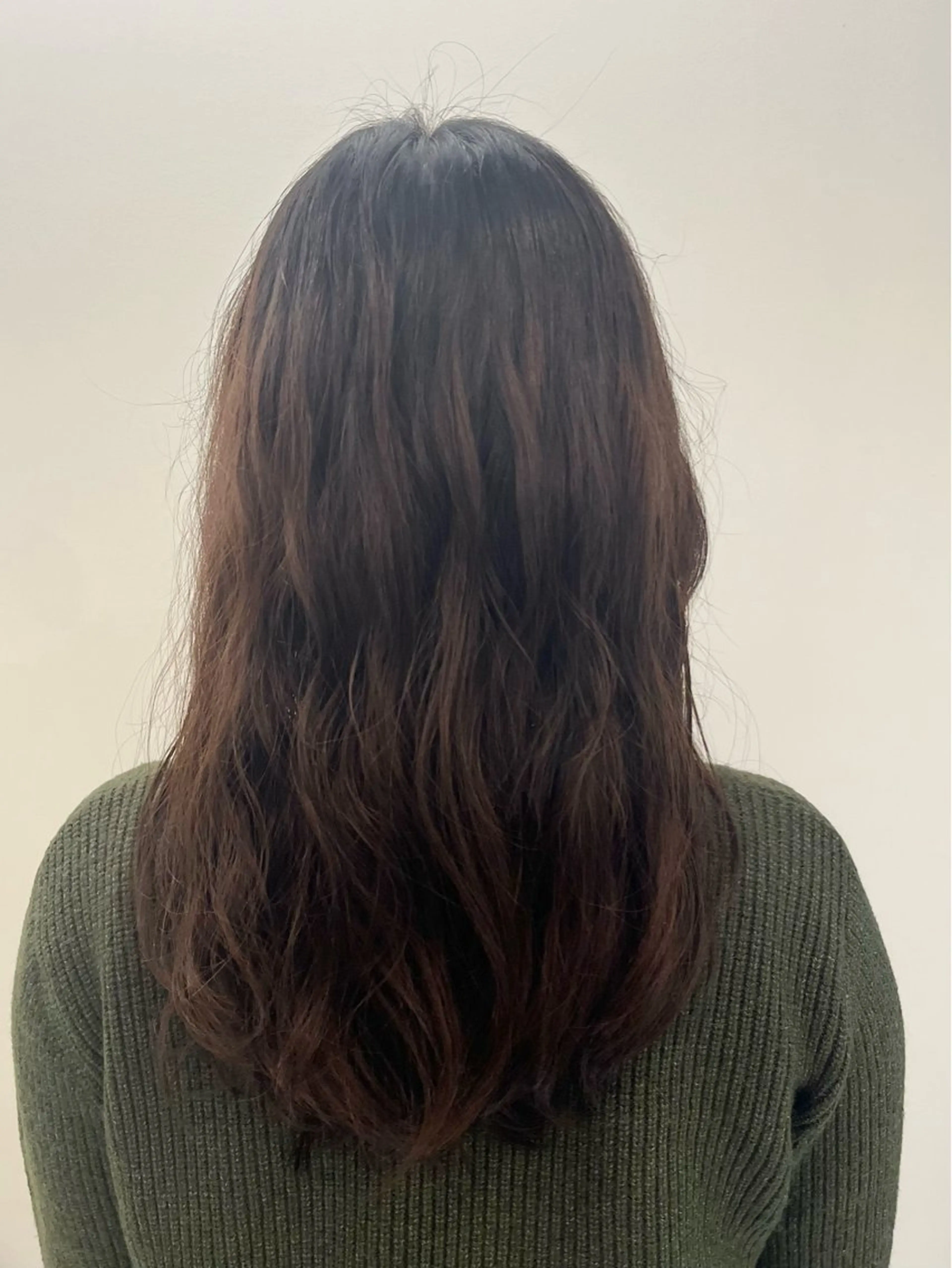 ロング パーマ カット パーマ トリートメント コテ巻き風パーマ 藤澤　知彌のヘアスタイル