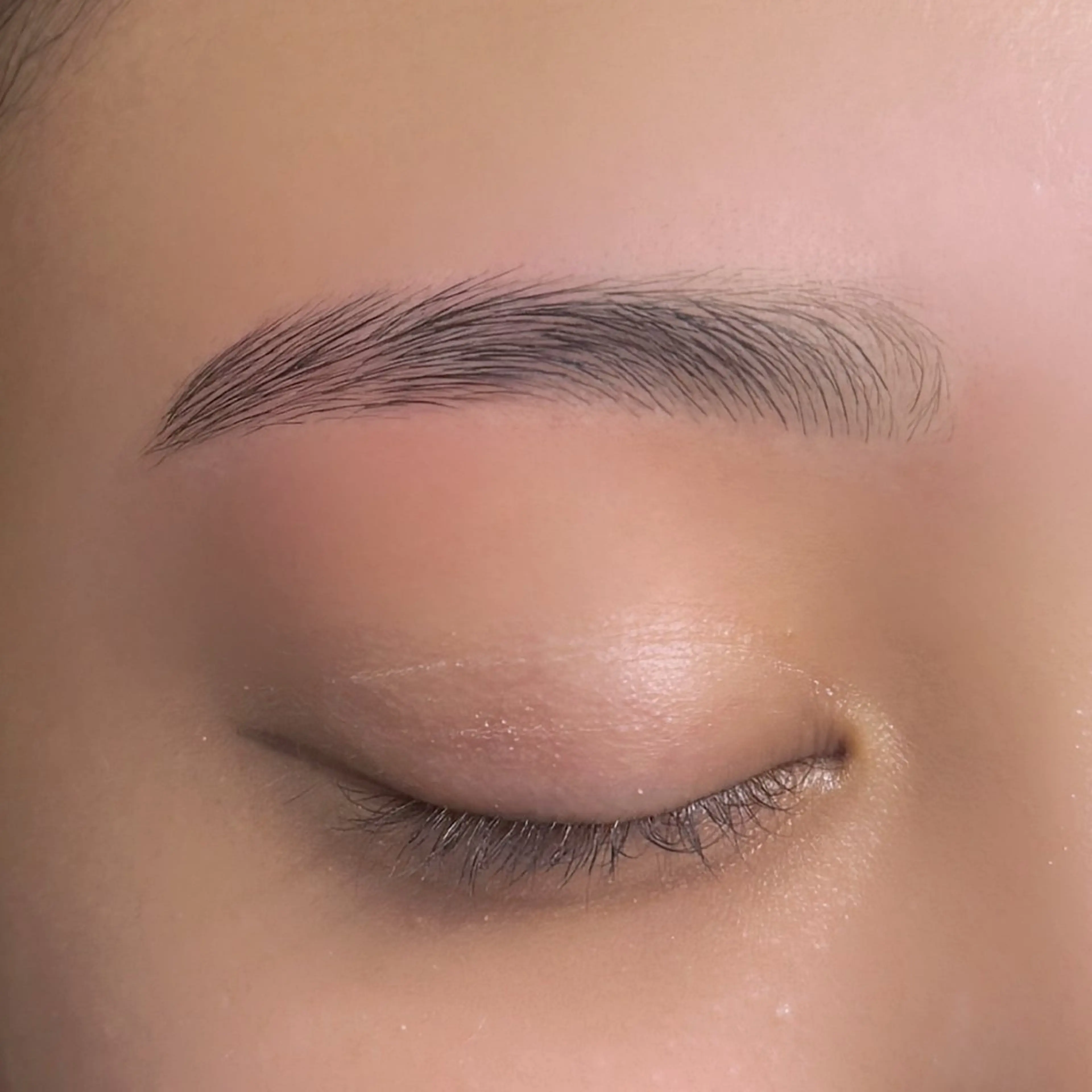 アイブロウ grey ひなたのマツエク・マツパデザイン