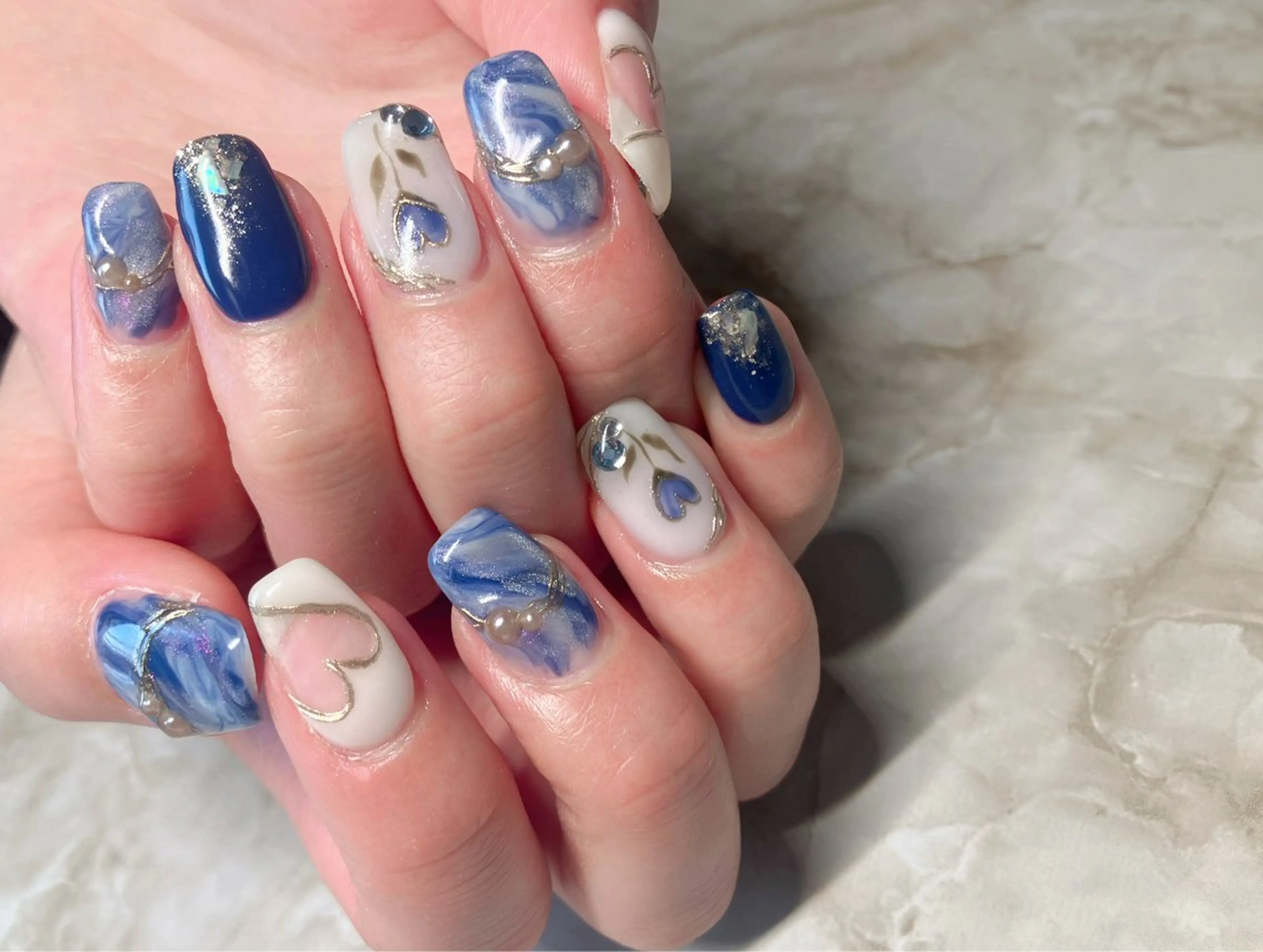 ネイル アートネイル ジェルネイル 持ち込み ハンドネイル andulte MAIのネイルデザイン