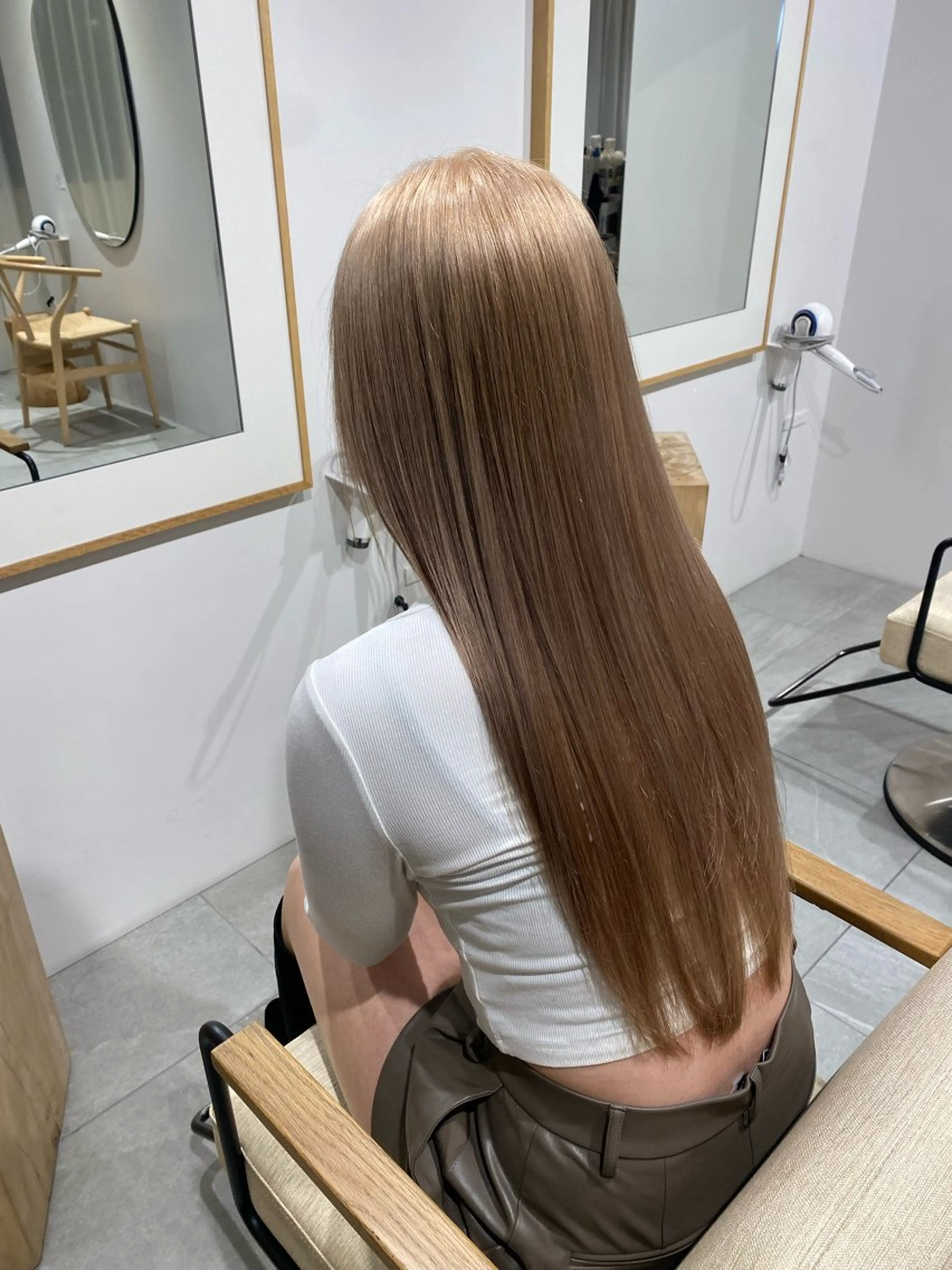 ロング カラー knock所属・knock　國友 華乃のヘアスタイル