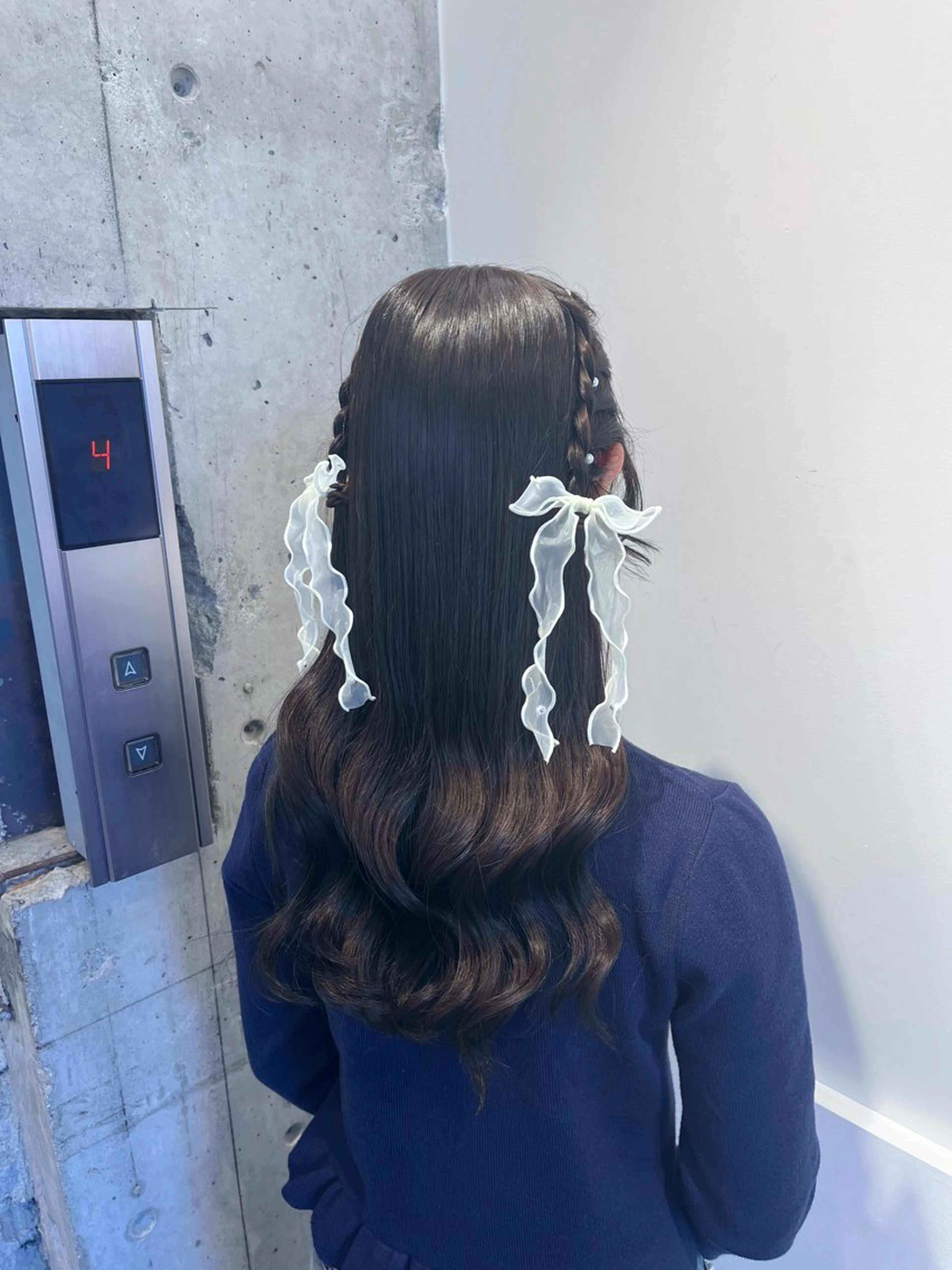 ロング ヘアアレンジ ヘアセット newi 天王寺 🪐airiのヘアスタイル