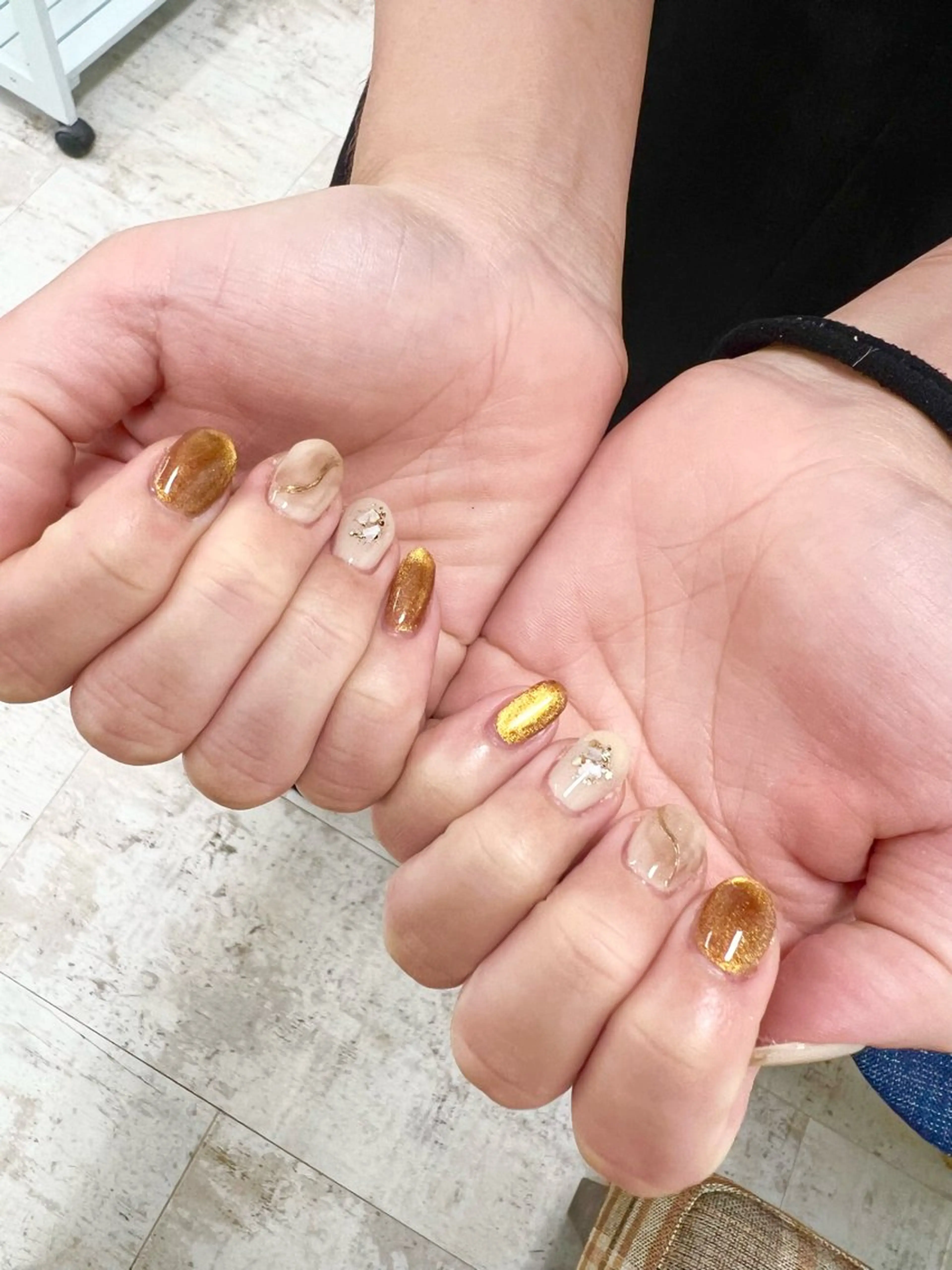 ネイル オフィスネイル シンプルネイル マハロネイルサロン横浜店所属・吉田 里菜のネイルデザイン