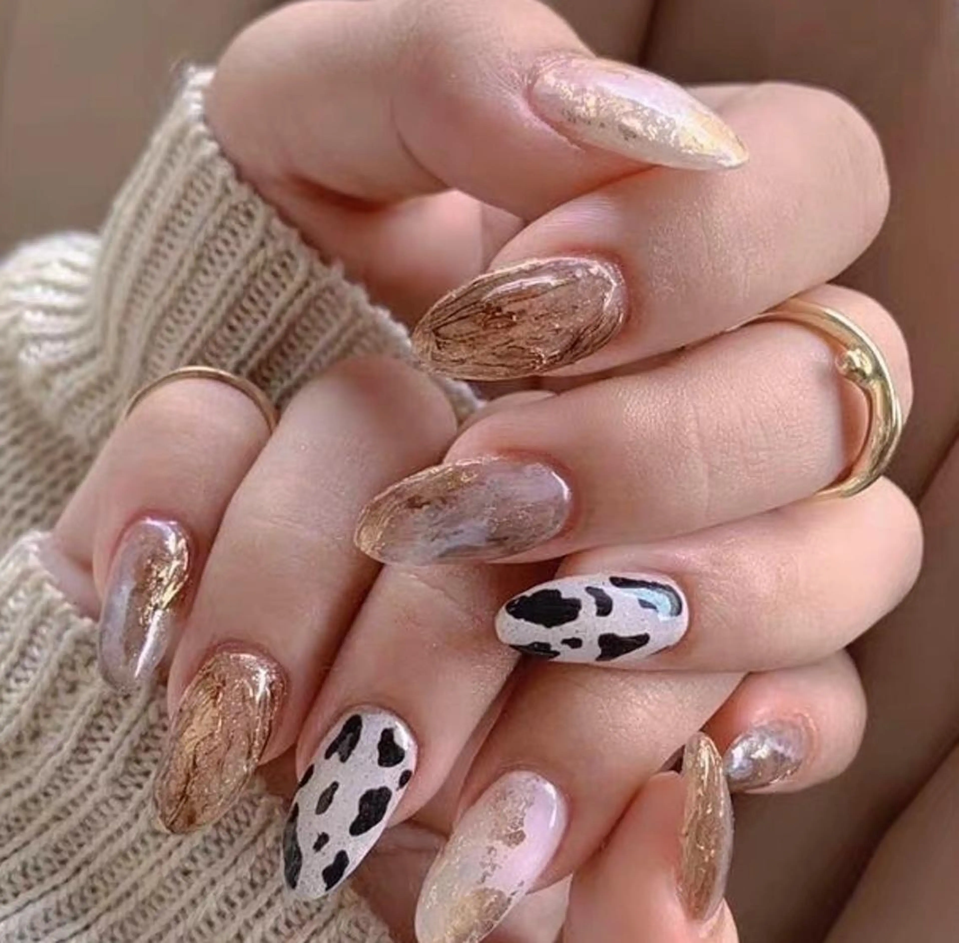 ネイル LUXE NAIL SALONのネイルデザイン