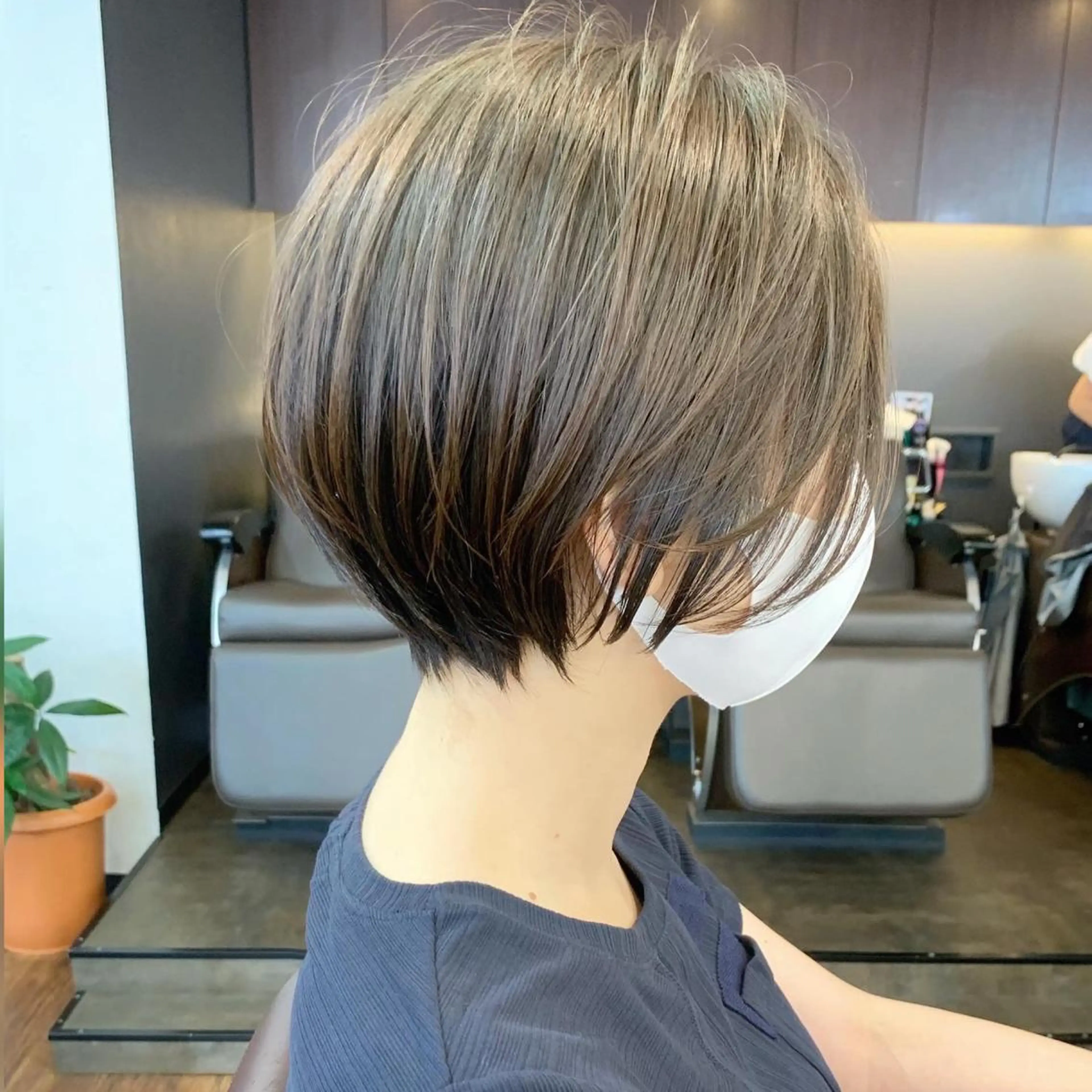 ショート カラー 縮毛矯正/ショート/ レイヤー/畑中正敏のヘアスタイル