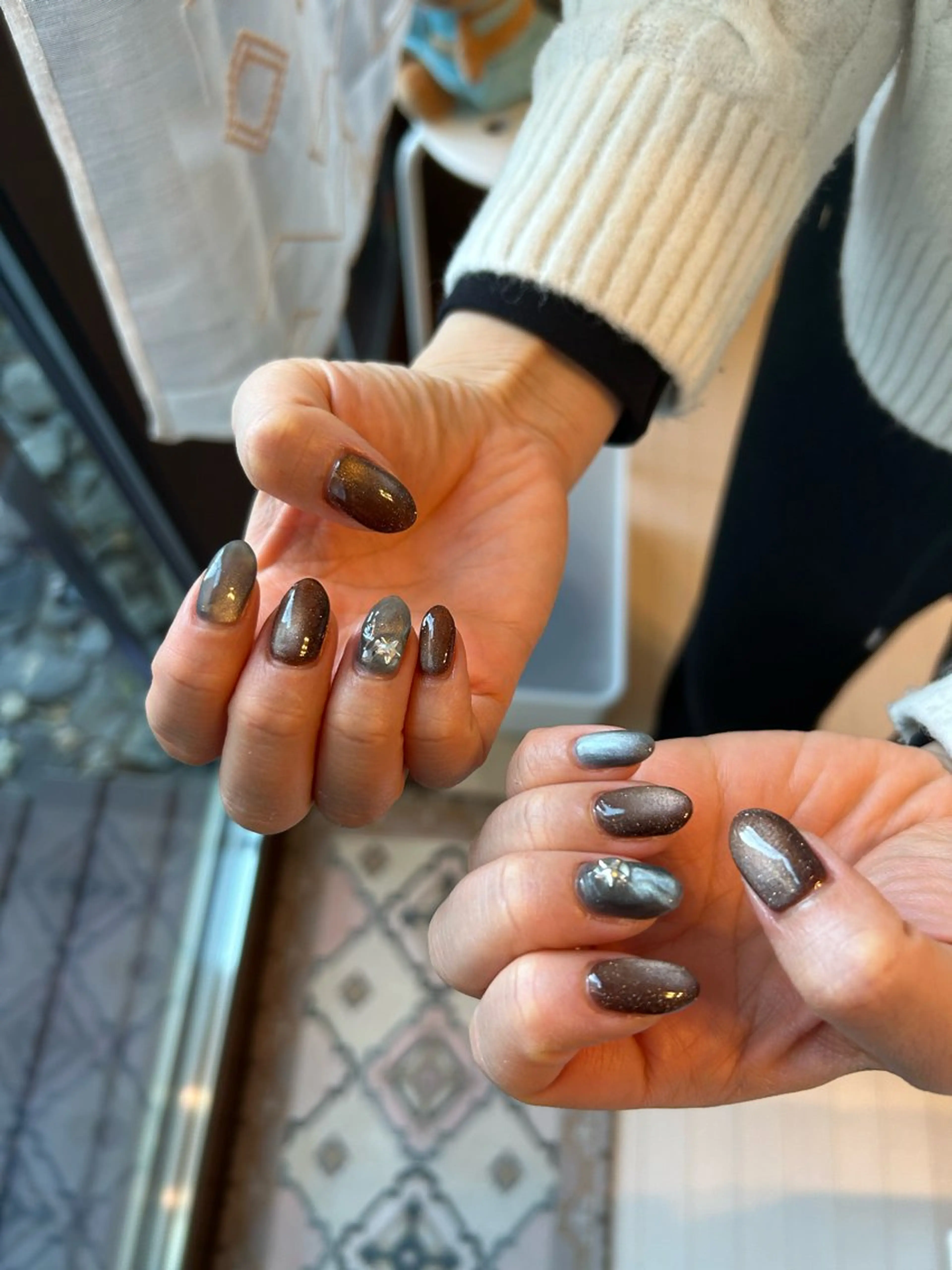 ネイル ハンドネイル フットネイル Slow.Nail Tomomiのネイルデザイン