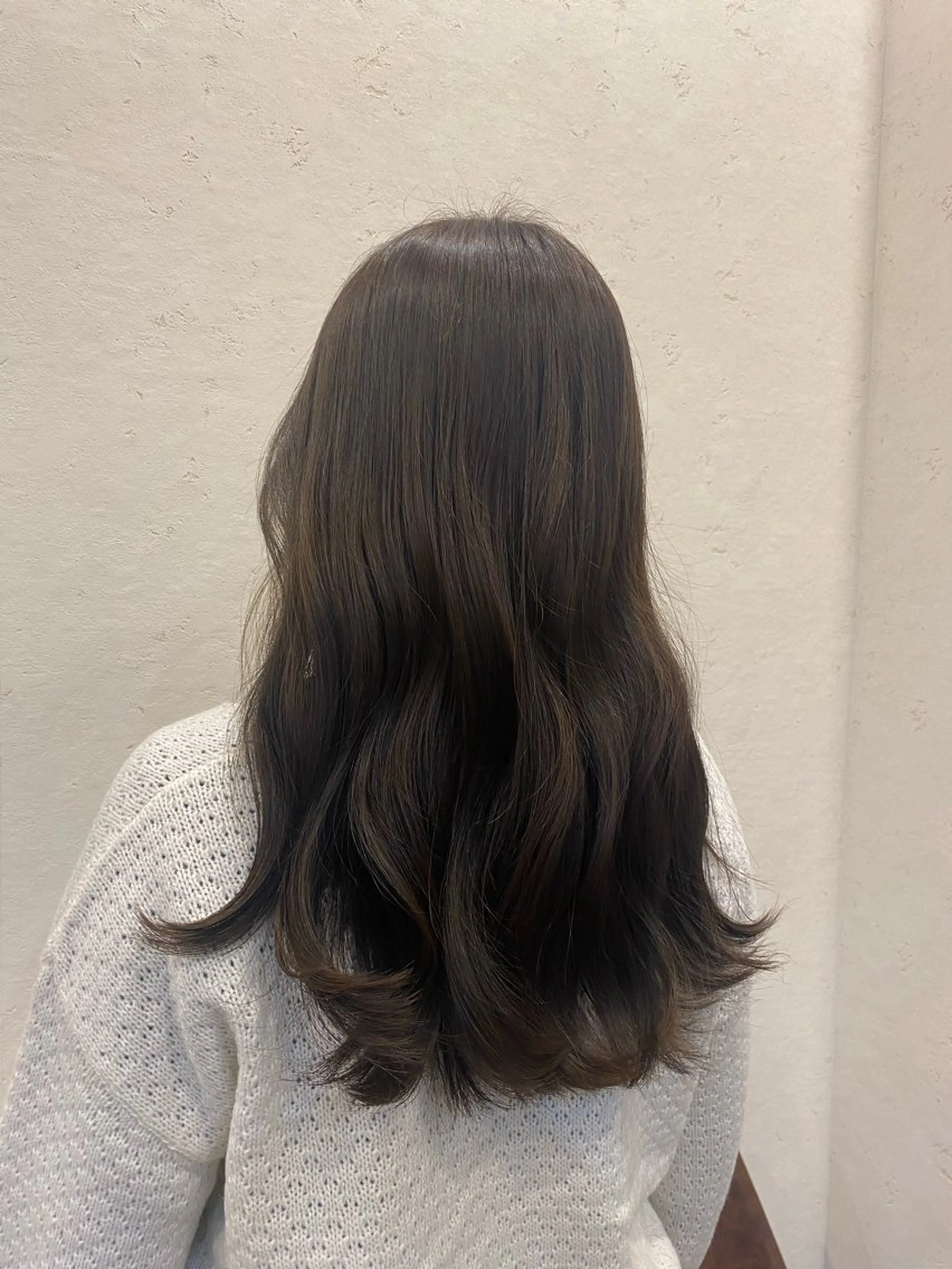 セミロング 透明感カラー /Kanon️🫧のヘアスタイル