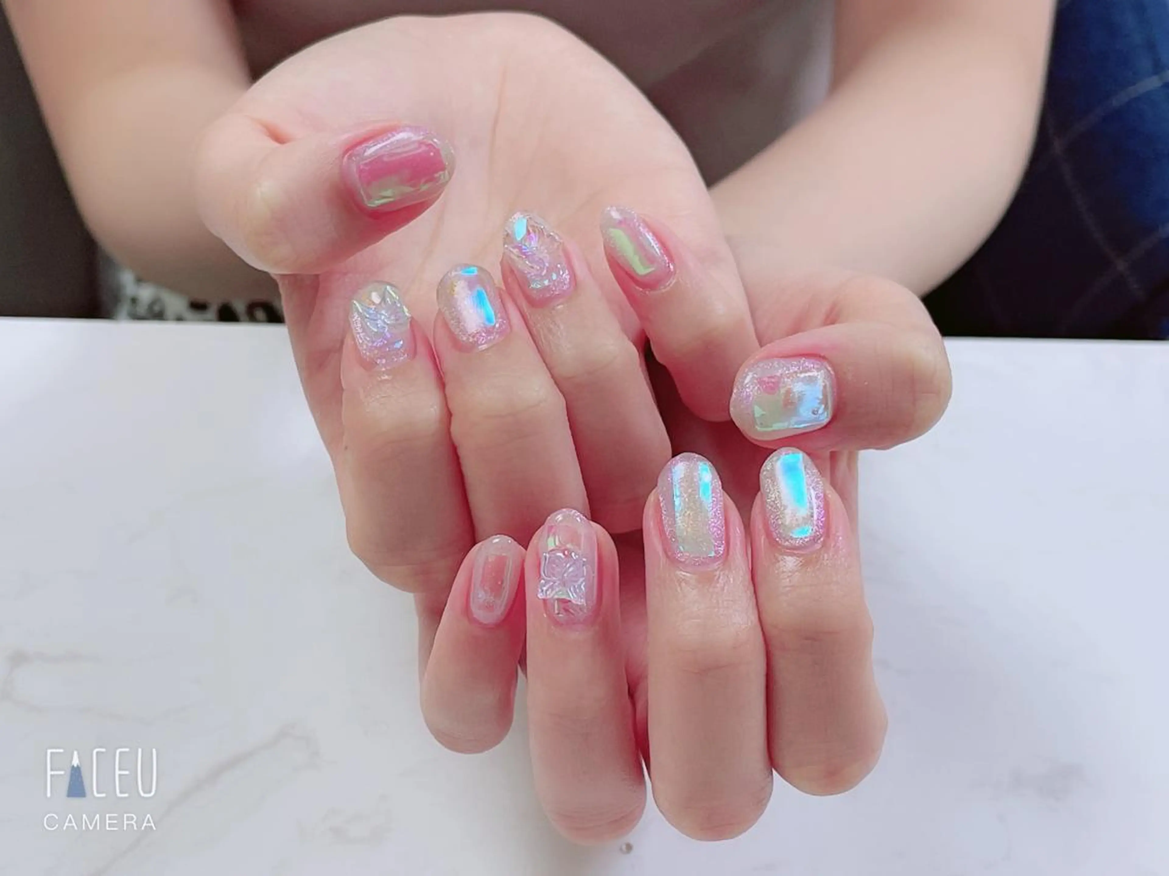 ネイル 氷ネイル・うるうるネイル ハンドネイル ネイルサロン エクラ 🌹【スカルプ専門】のネイルデザイン