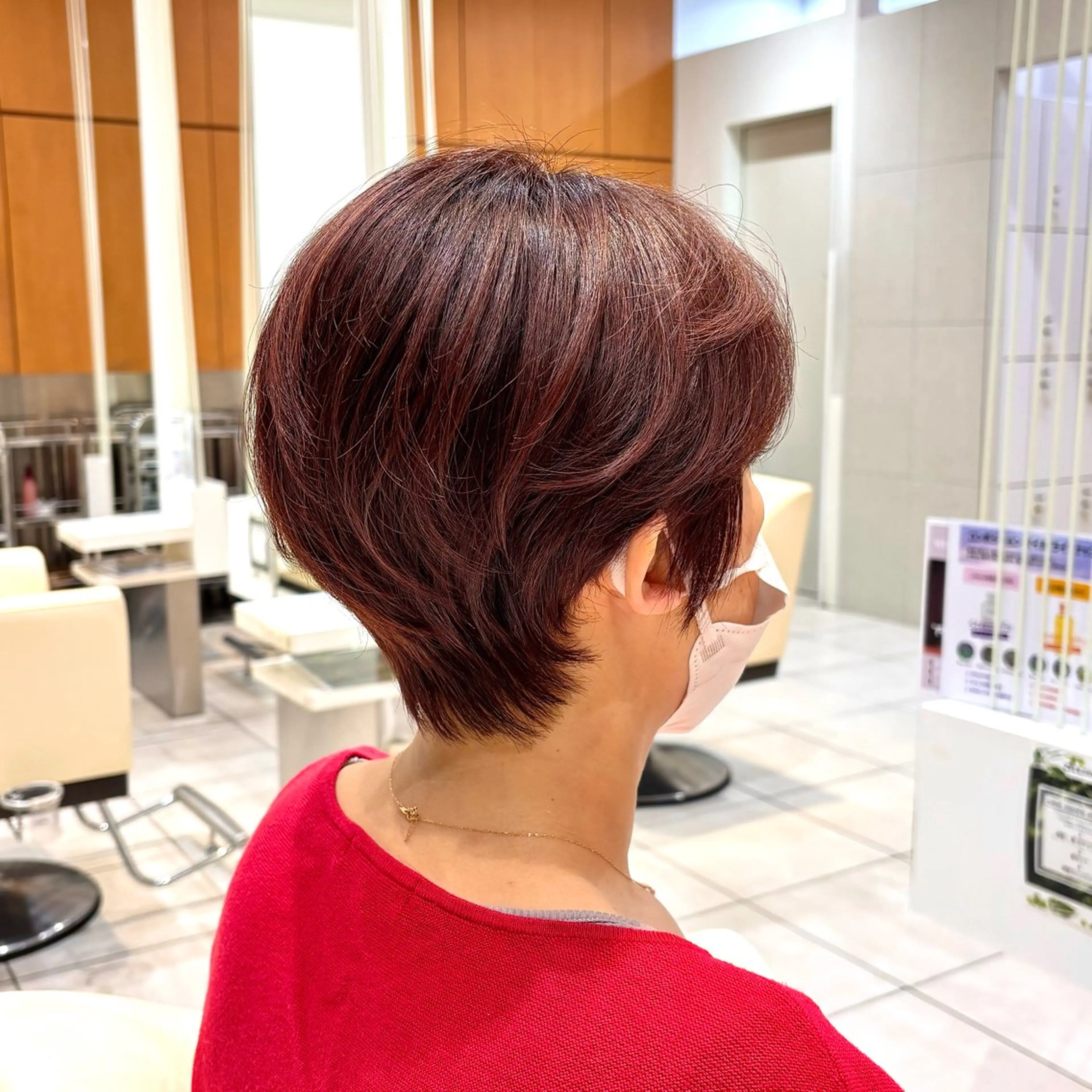 ショート カラー ブラウンカラー ピンクカラー ピンクブラウン ZELE AVEDA 浦和パルコ所属・岩澤 帆空斗のヘアスタイル