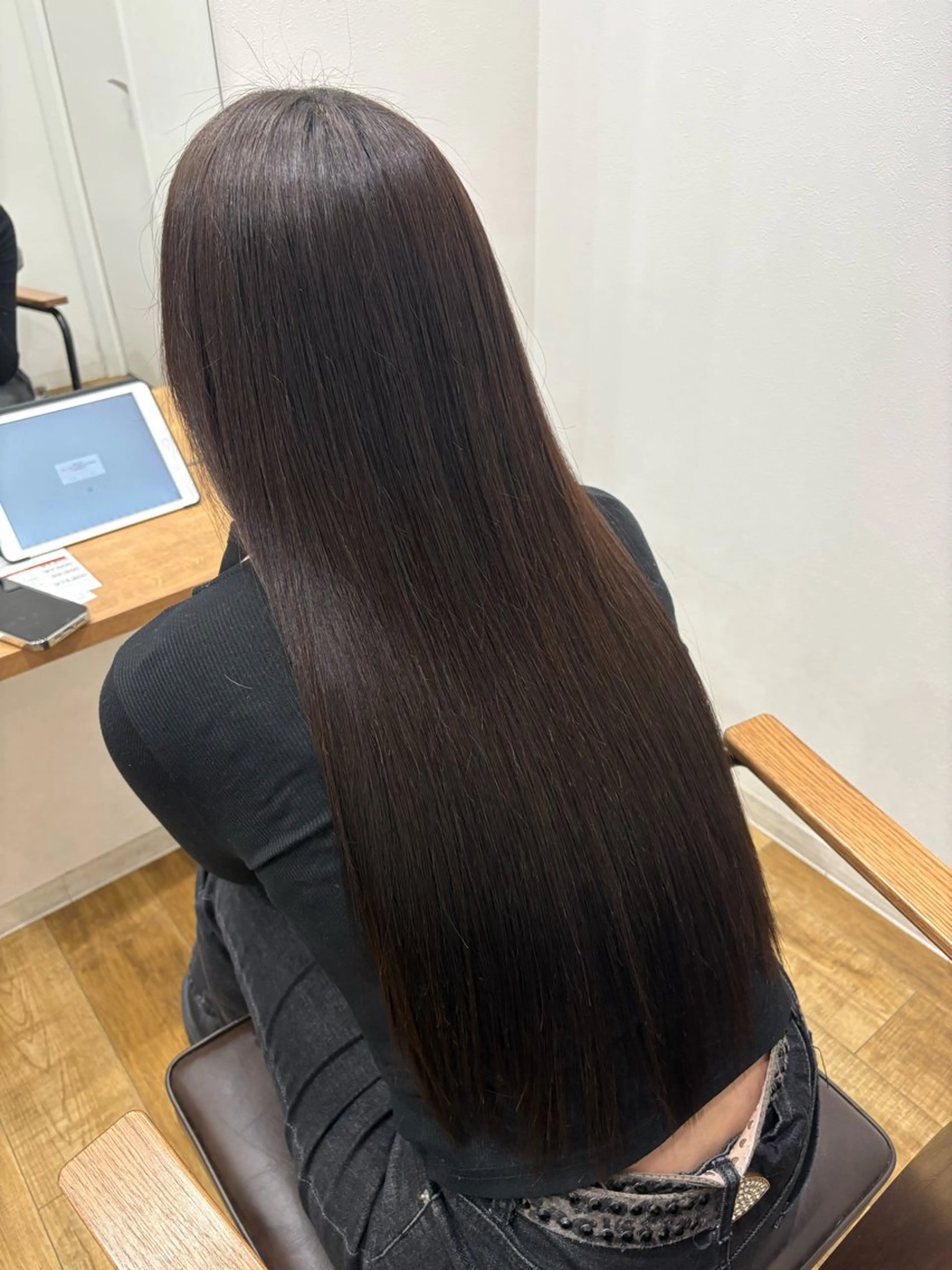 ロング 縮毛矯正 北林 秀悟のヘアスタイル