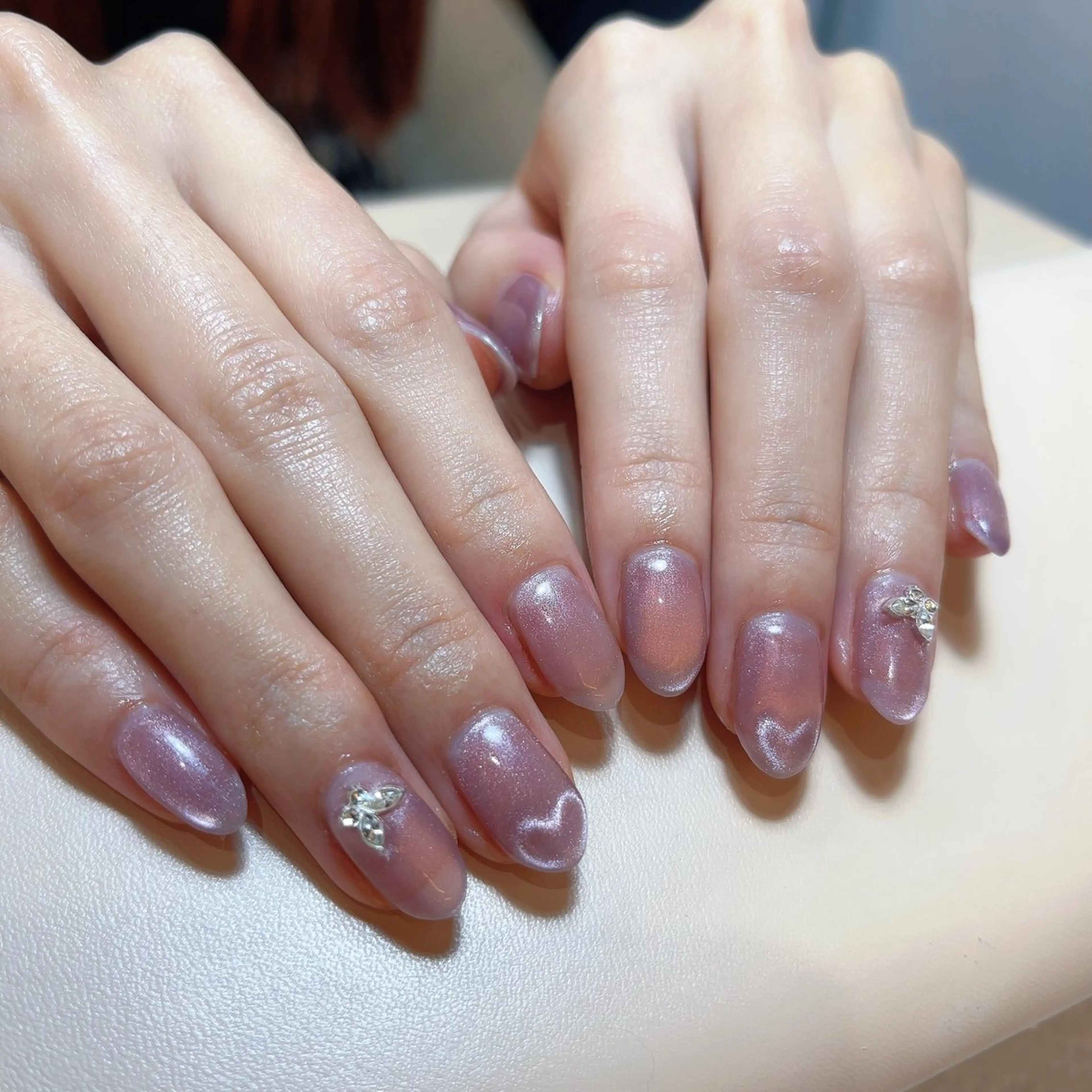ネイル ハンドネイル MoonNail ユリのネイルデザイン