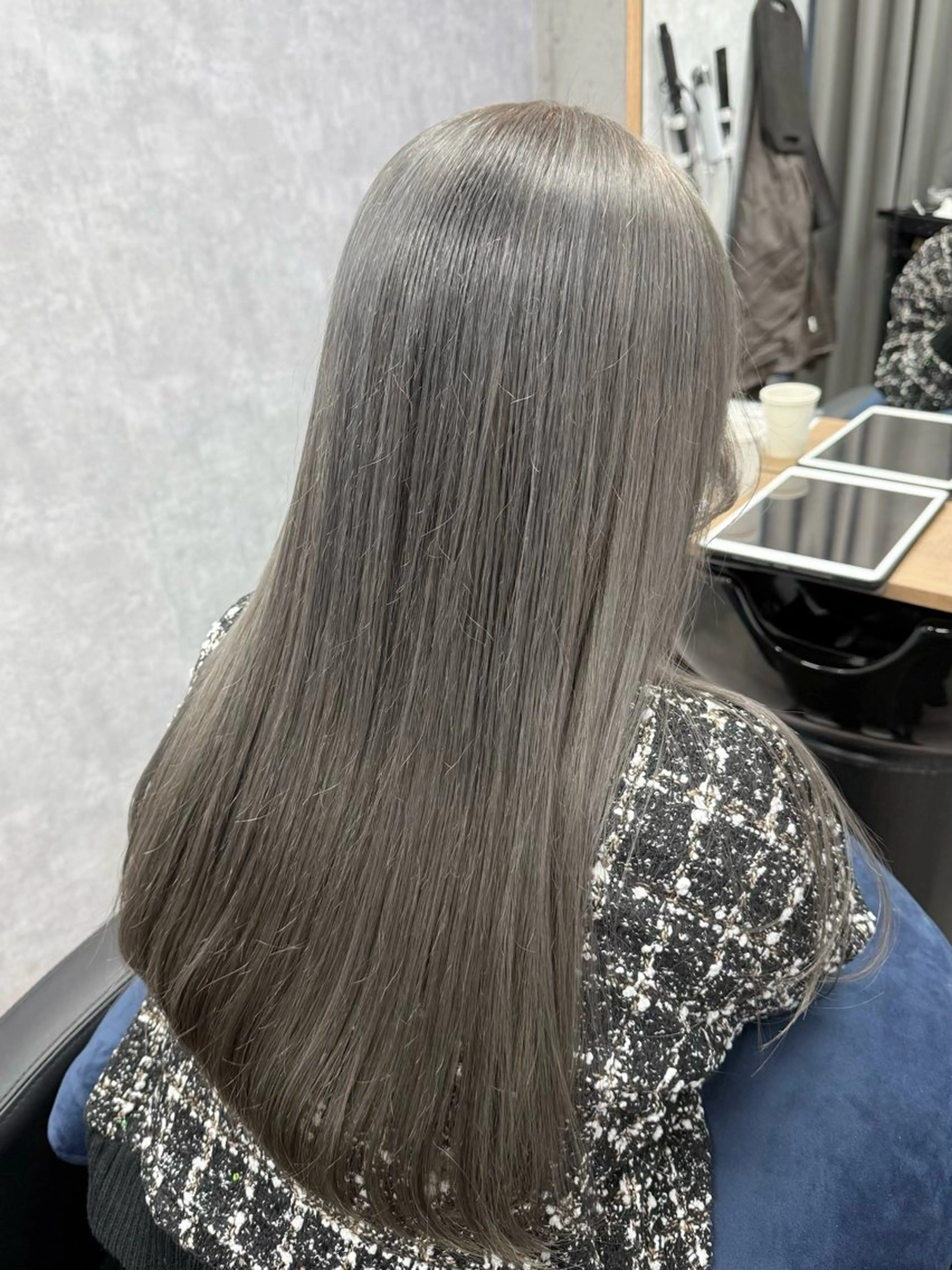 ロング ヘアカラー ハイトーン×艶カラー 🤍MIZUKIのヘアスタイル