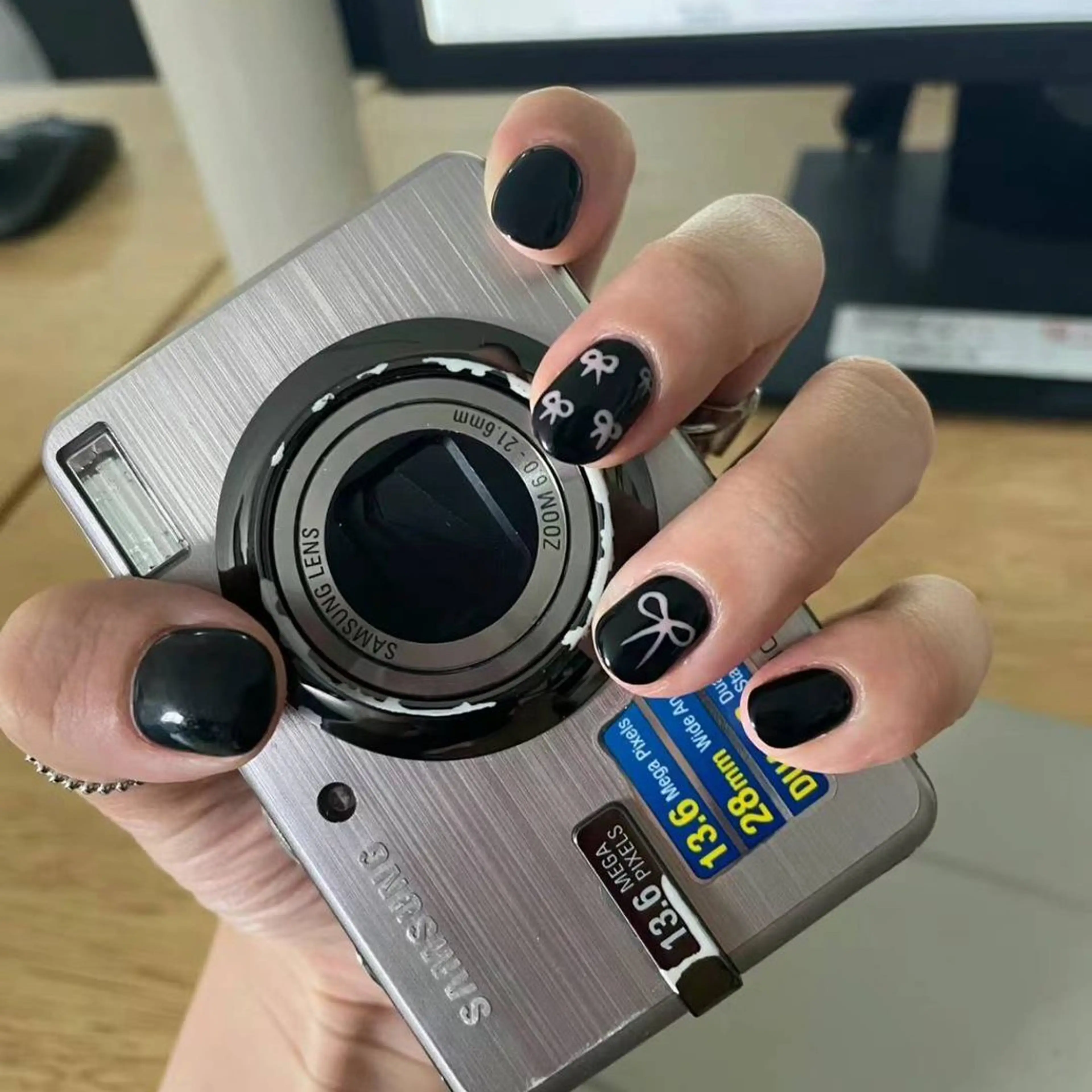 ネイル bubu nail salon所属・BuBu Nail渋谷桜ヶ丘のネイルデザイン