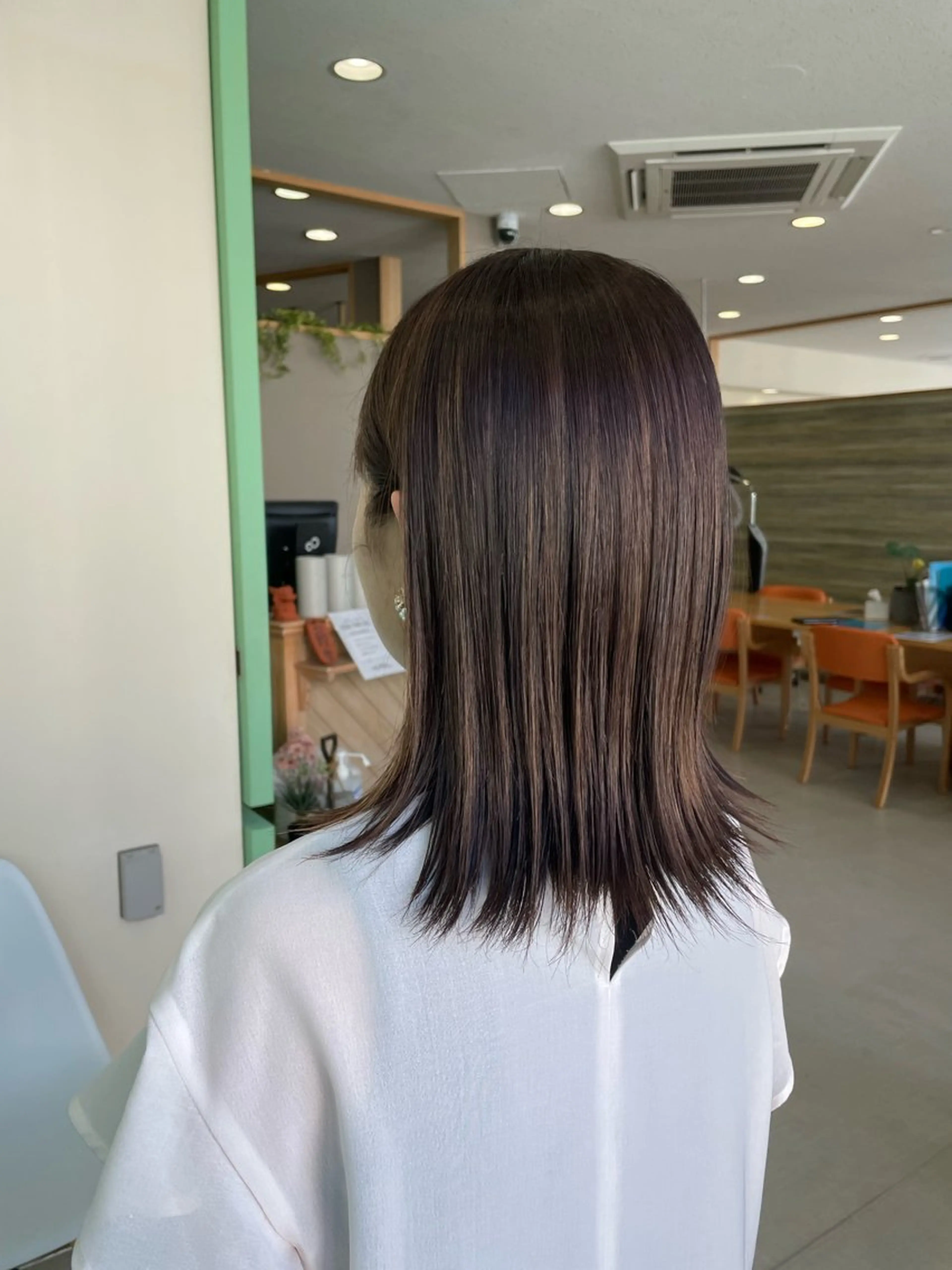 ミディアム 謝花 萌のヘアスタイル