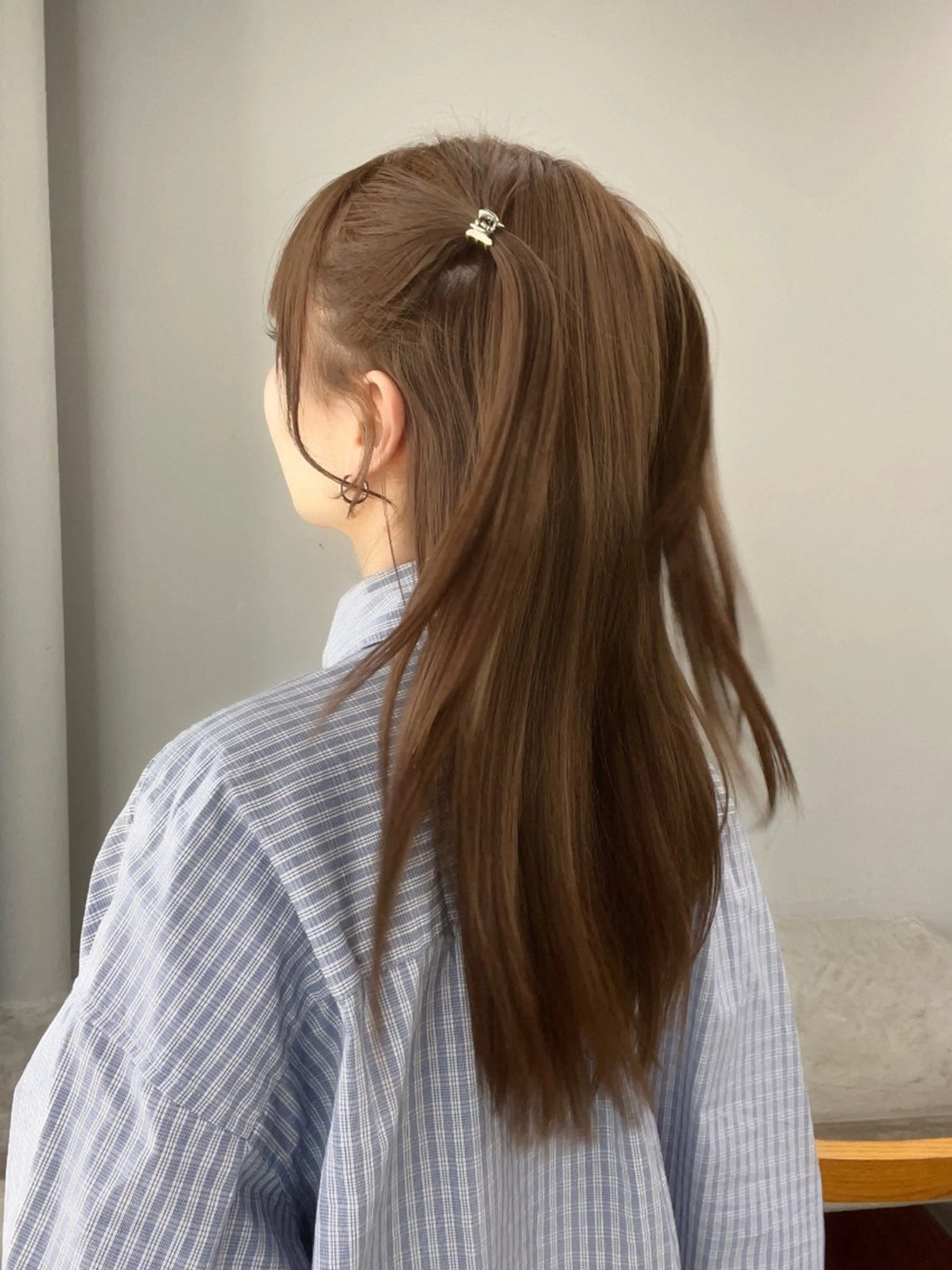 セミロング カラー Henrietta  自由が丘所属・ベージュ/ブリーチ無 し/透明感/yukiのヘアスタイル