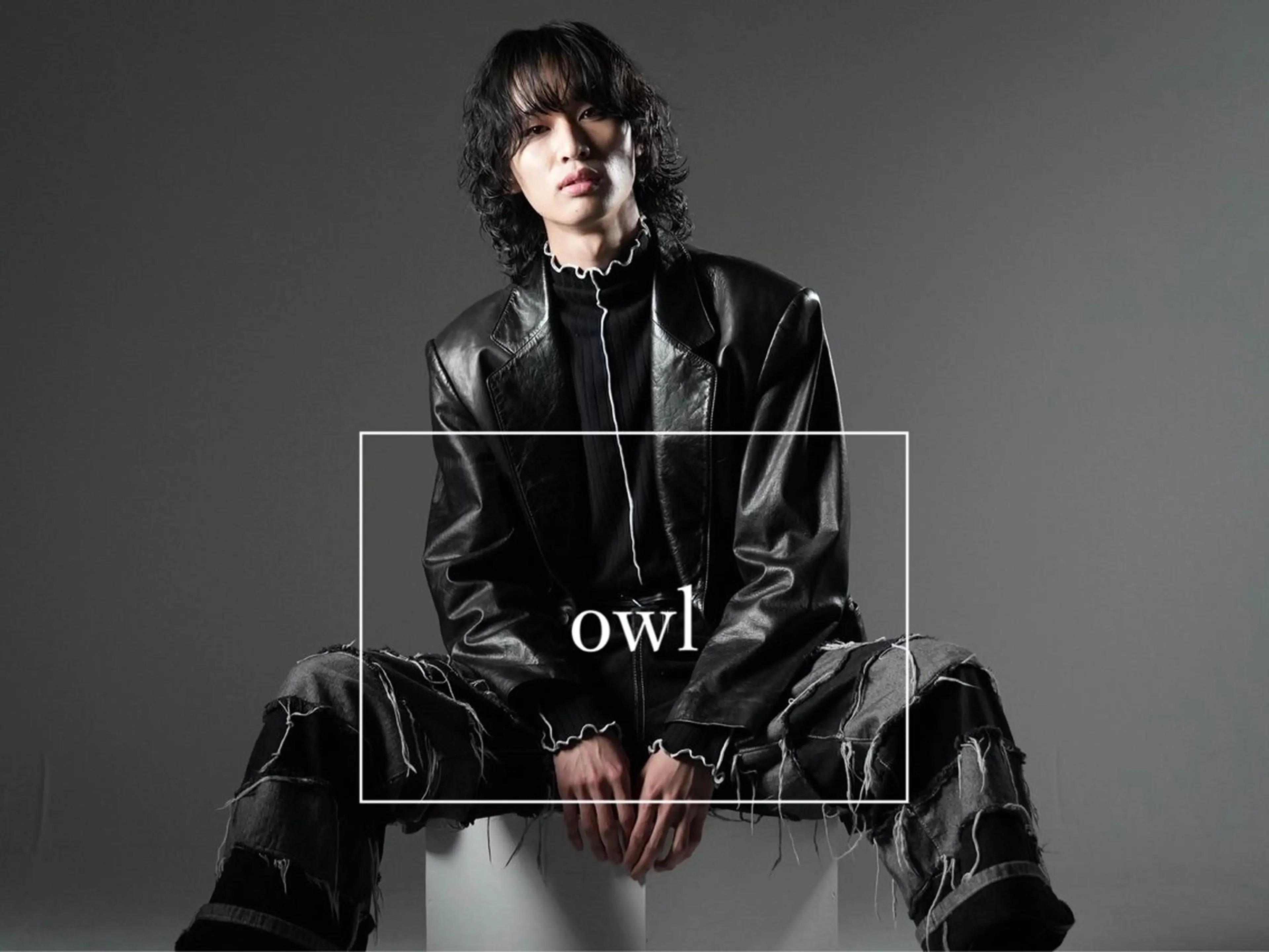 ミディアム パーマ メンズ ミディアムパーマ フェードカット メンズパーマ プードルパーマ スペインカール メンズサロン【owl 心斎橋】難波/アメ村のヘアスタイル