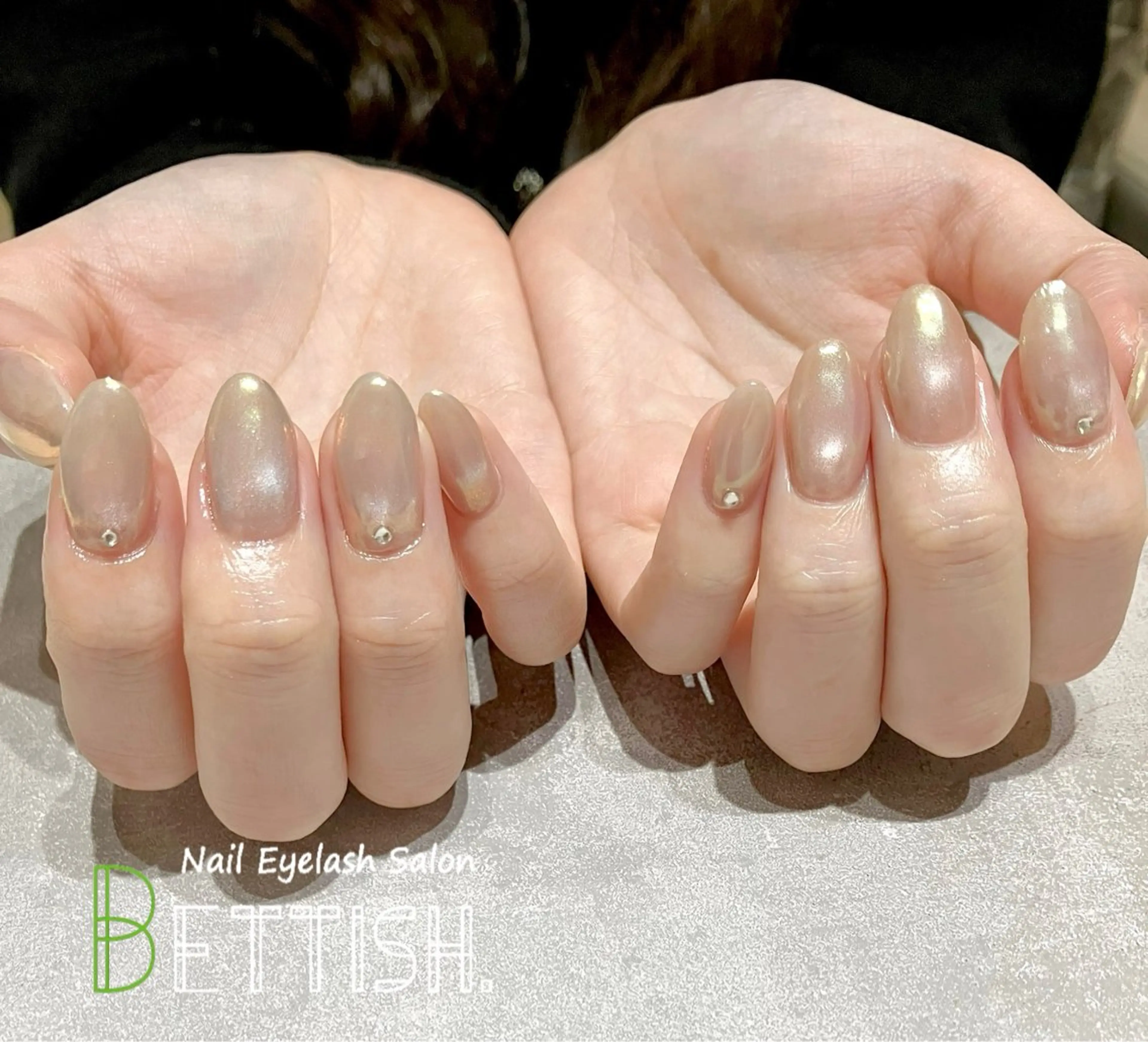 ネイル オーロラネイル クリアネイル マグネットネイル ミラーネイル ワンカラーネイル ハンドネイル BETTISH. KUMIKO☺︎︎のネイルデザイン