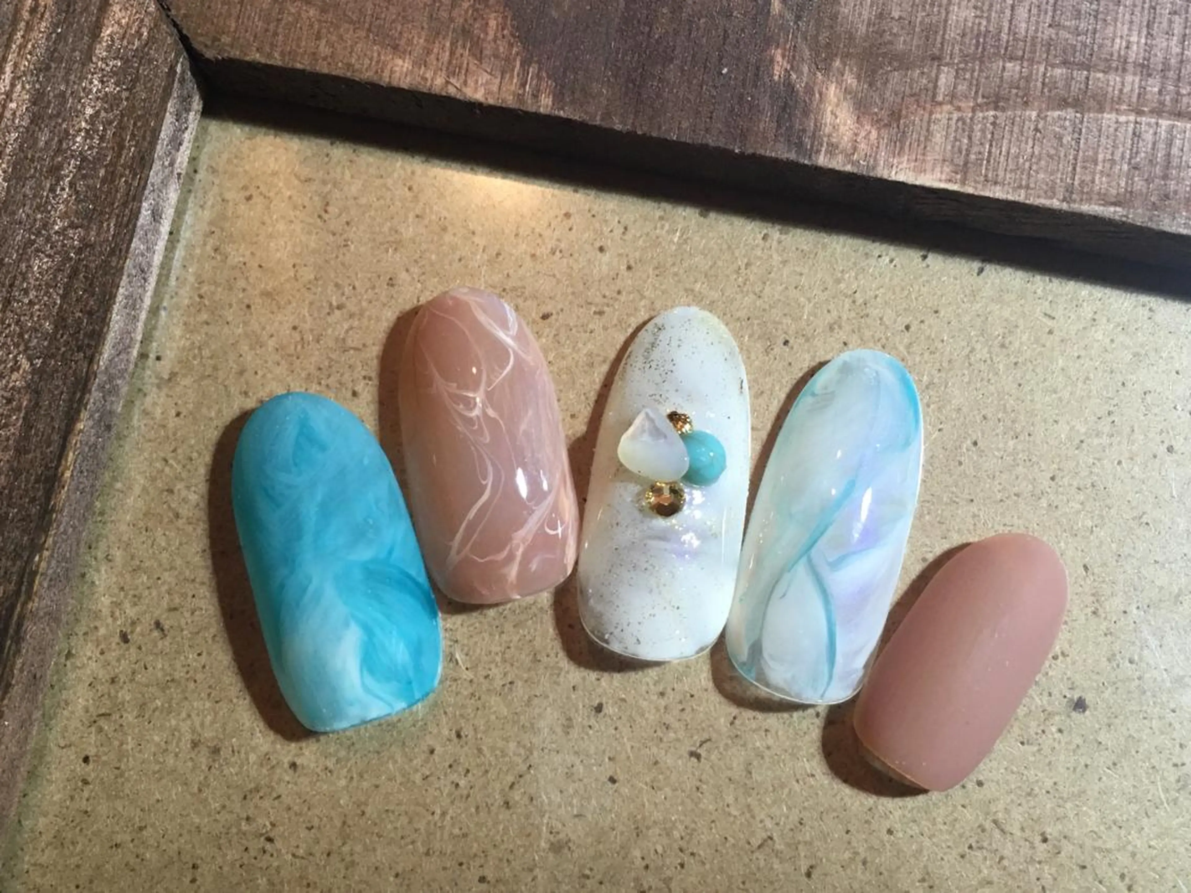 ネイル 古川 里美のネイルデザイン