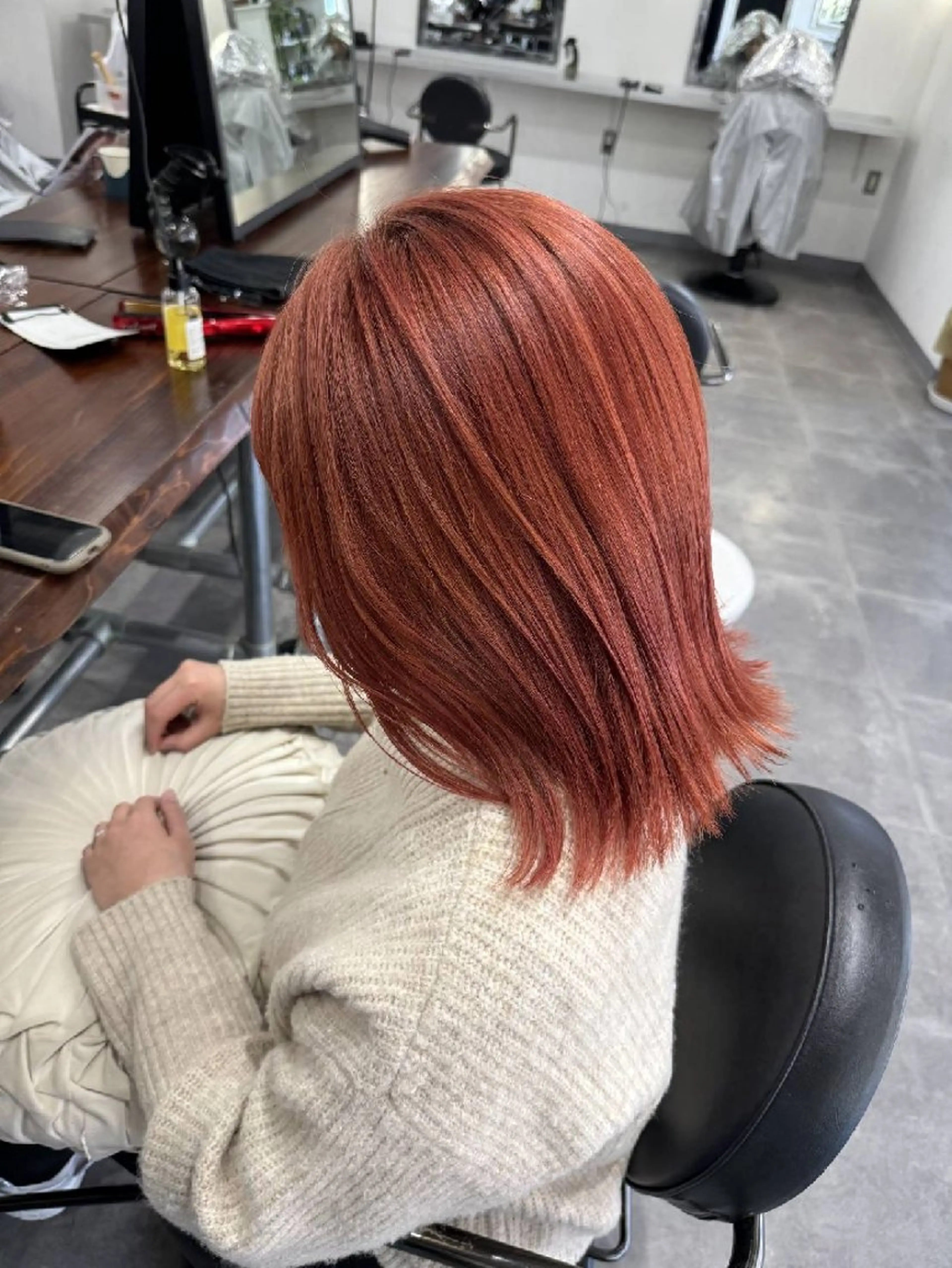 セミロング カラー ヘアカラー HOLLY Tsutomu🌴のヘアスタイル