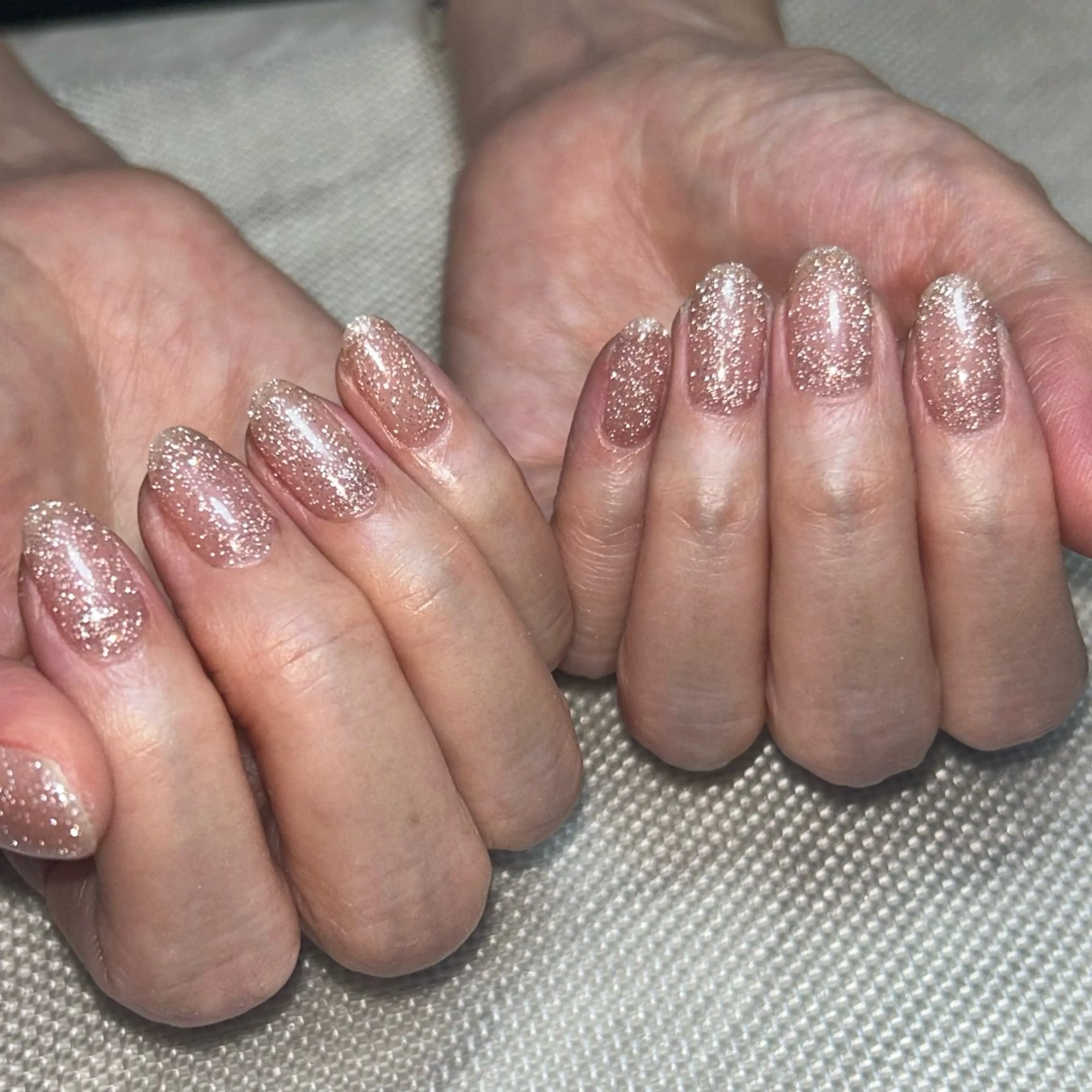 ハンドネイル ハンドケア 究極の ワンカラー専門店のネイルデザイン