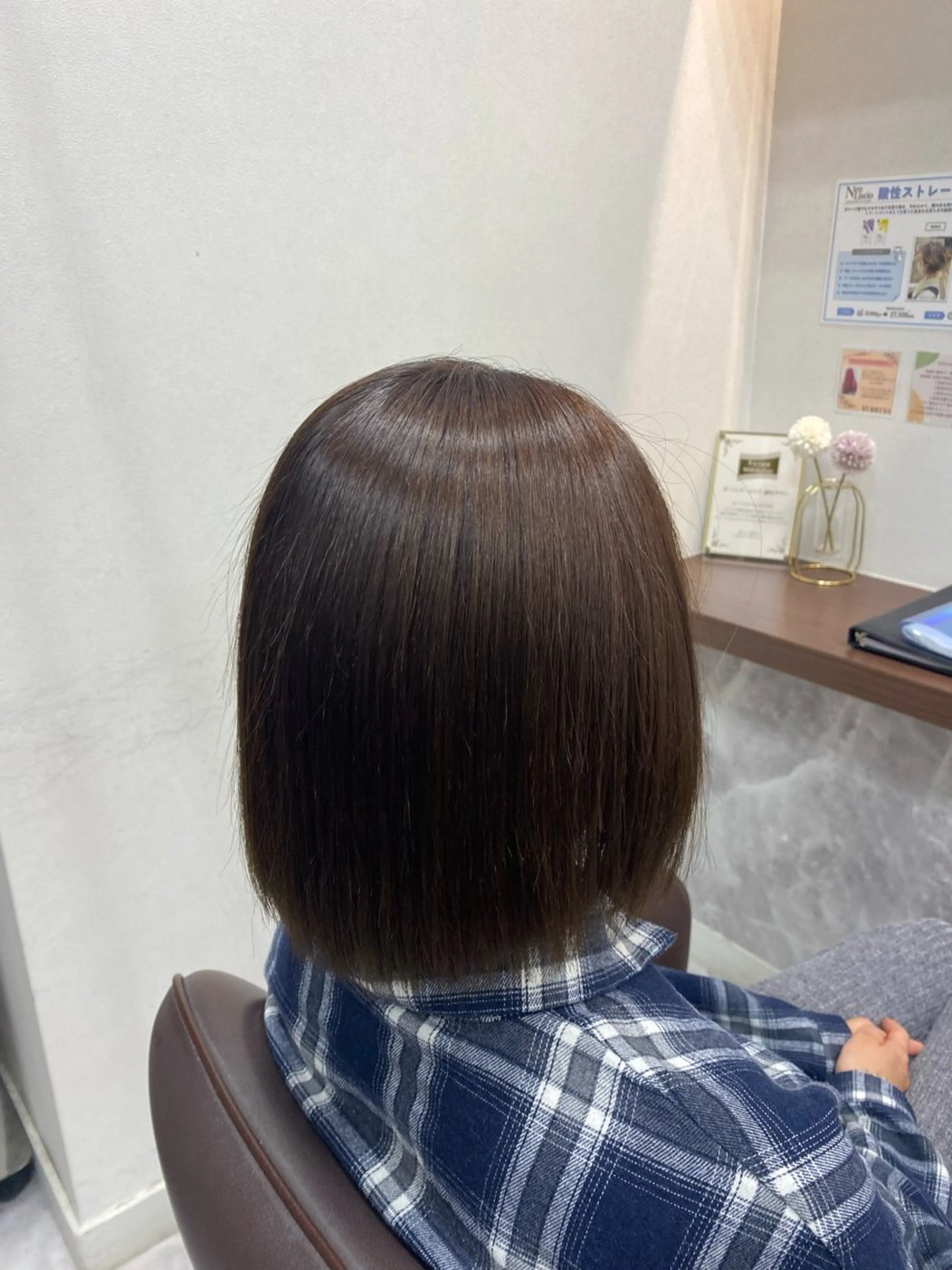 ミディアム 寺井 萌恵のヘアスタイル