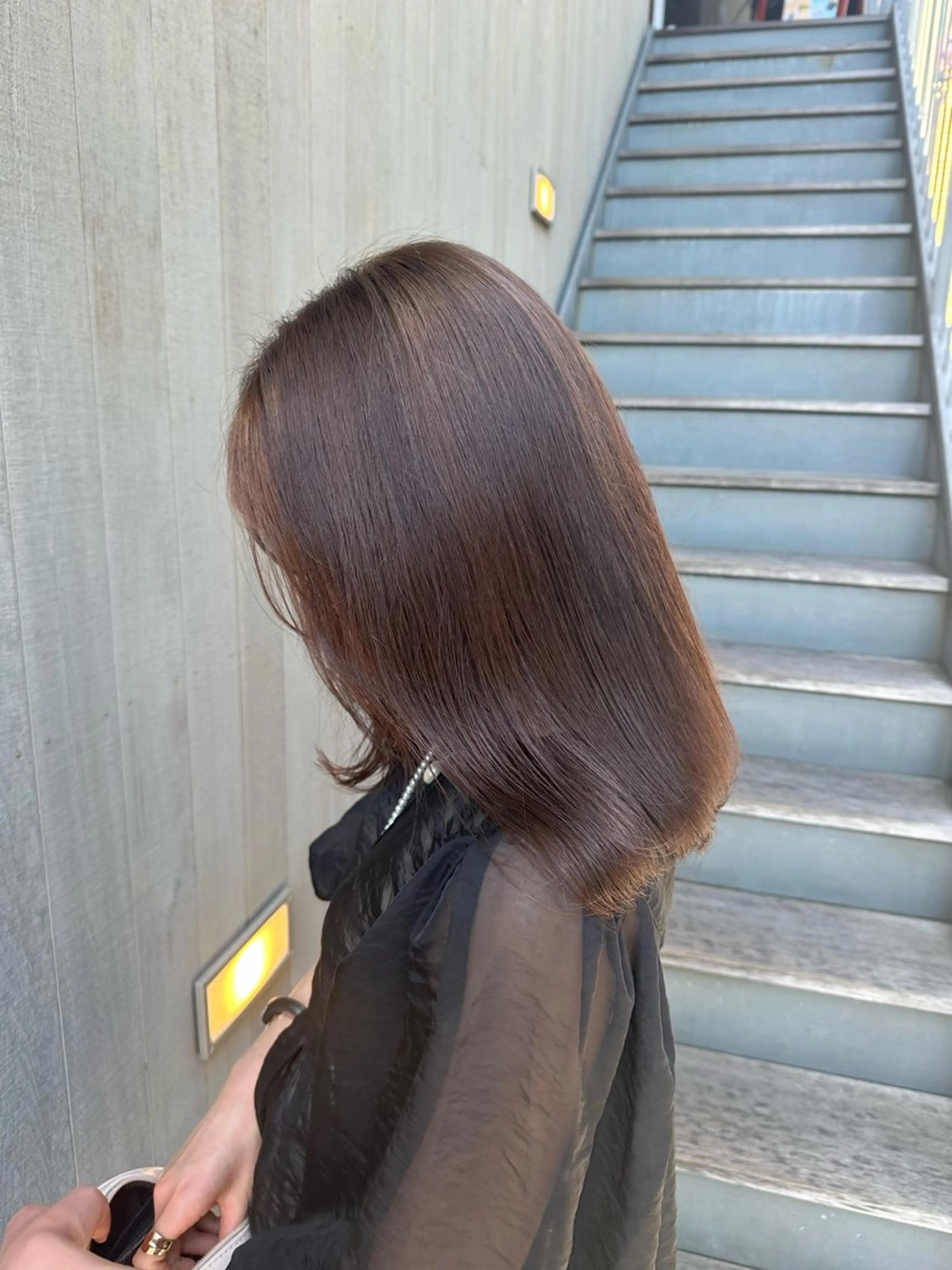 セミロング カラー 似合わせレイヤー 海外風レイヤーmioのヘアスタイル