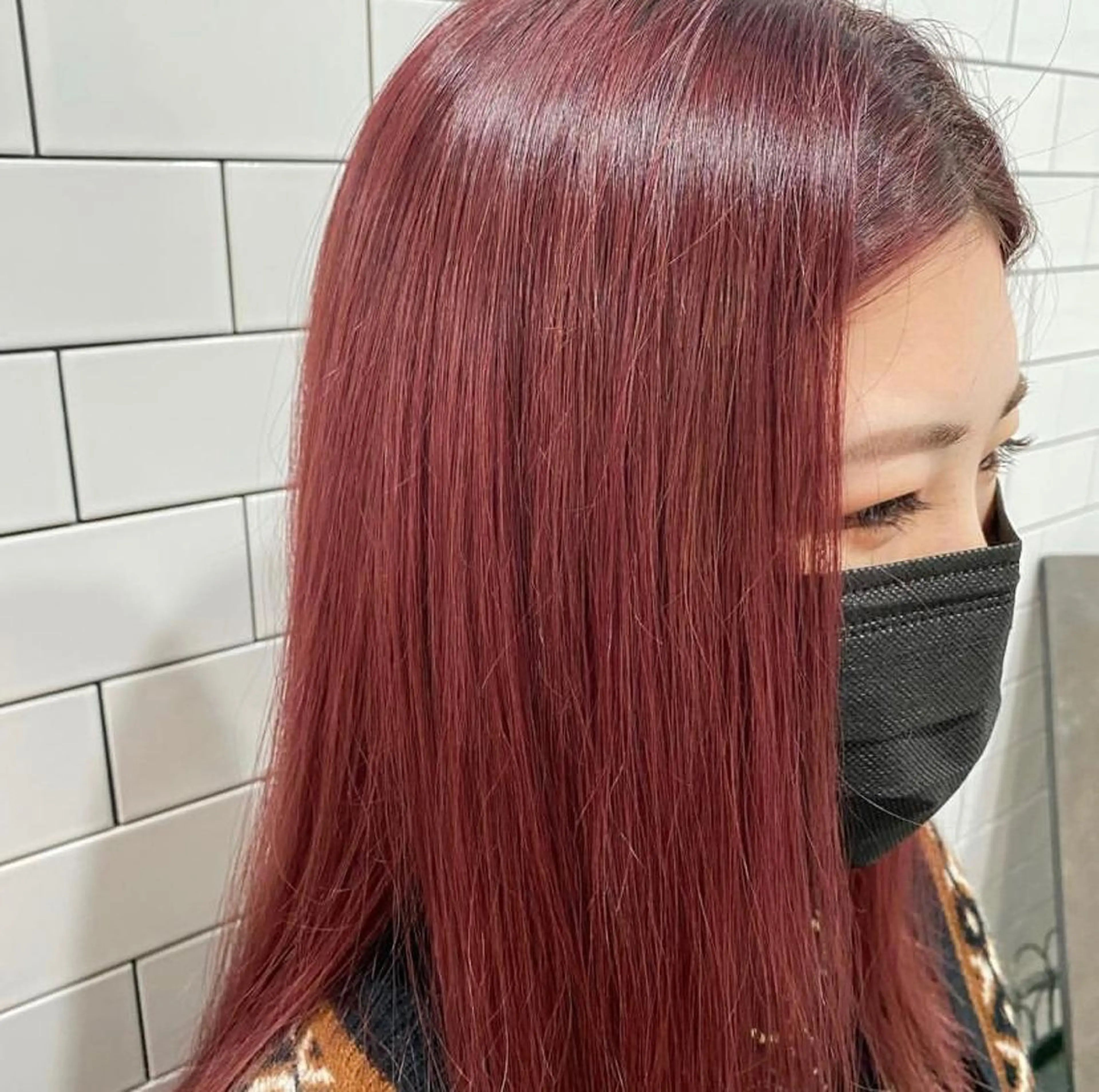 セミロング カラー ブリーチ ピンクカラー 韓国風ヘア t.所属・藤江 健人のヘアスタイル